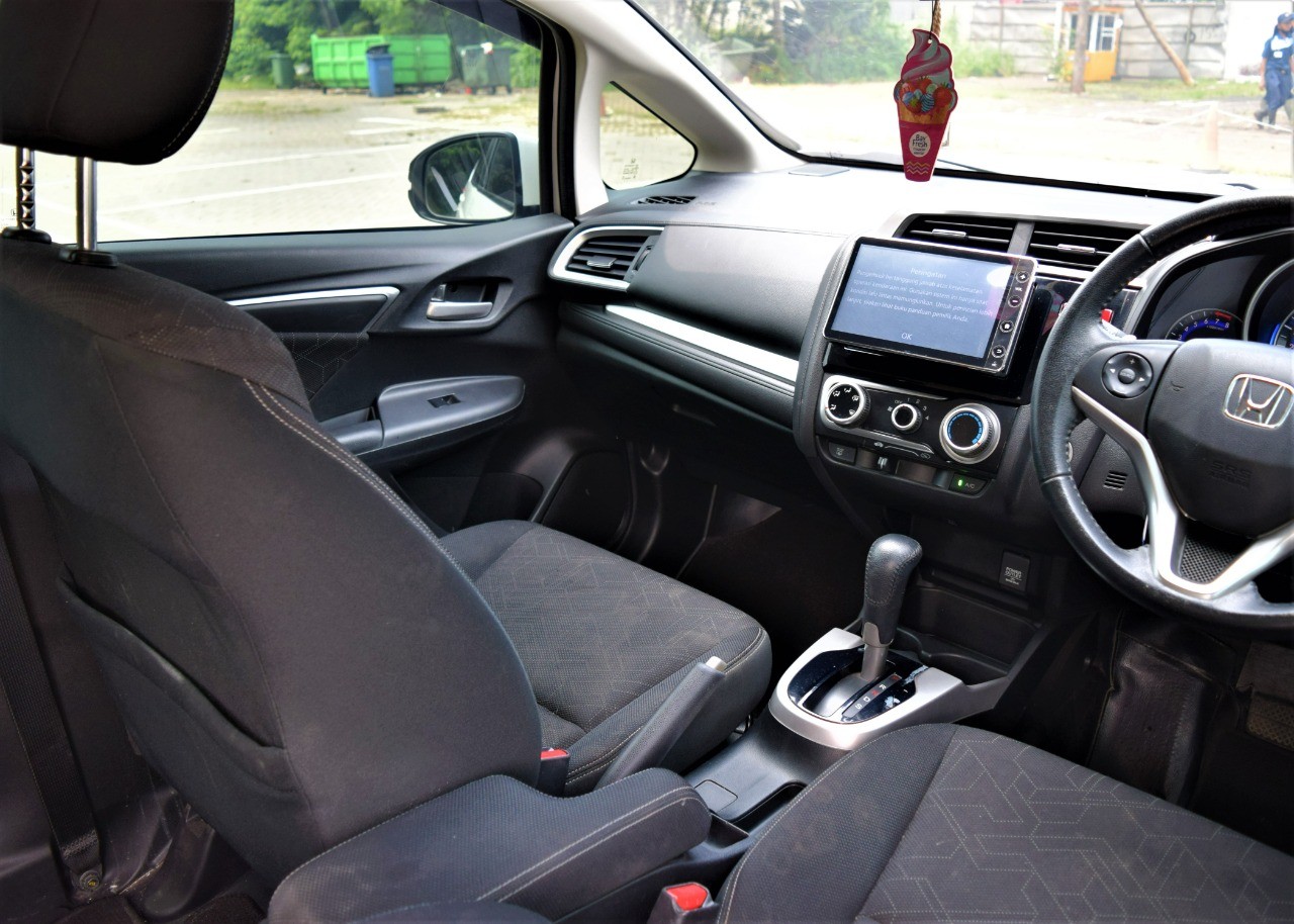 2017 Honda Jazz  RS CVT A/T 2017 Honda Jazz  RS CVT A/T