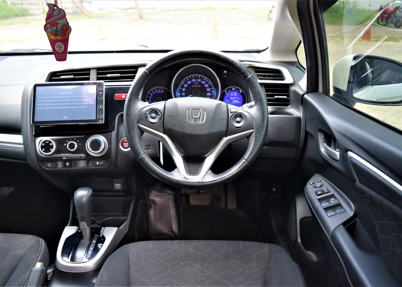 2017 Honda Jazz  RS CVT A/T 2017 Honda Jazz  RS CVT A/T