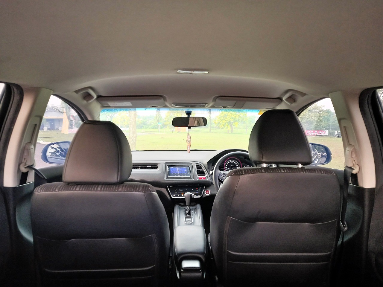 2017 Honda HRV  1.5 E AT 2017 Honda HRV  1.5 E AT