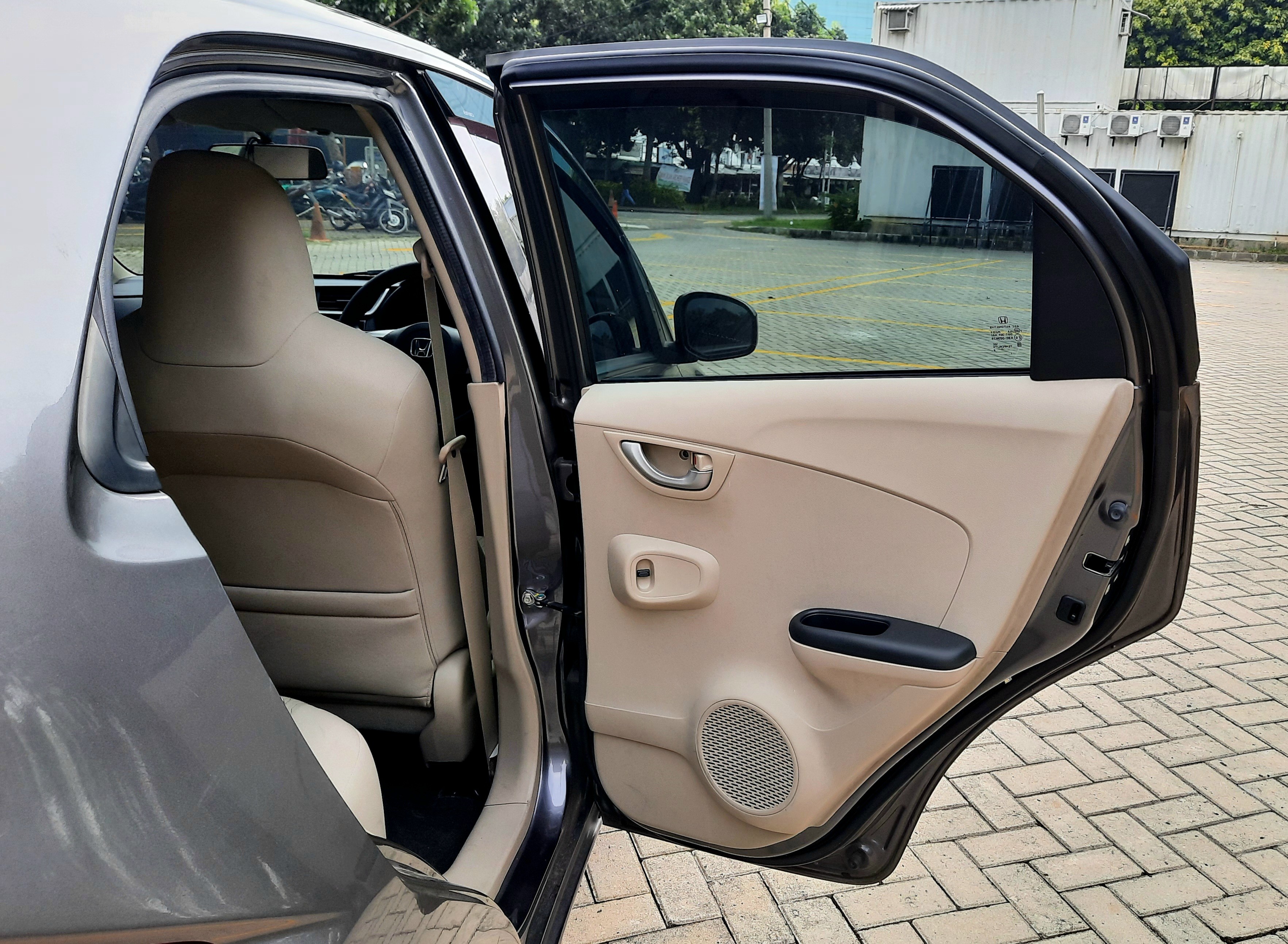 2018 Honda Brio  E AT 2018 Honda Brio  E AT