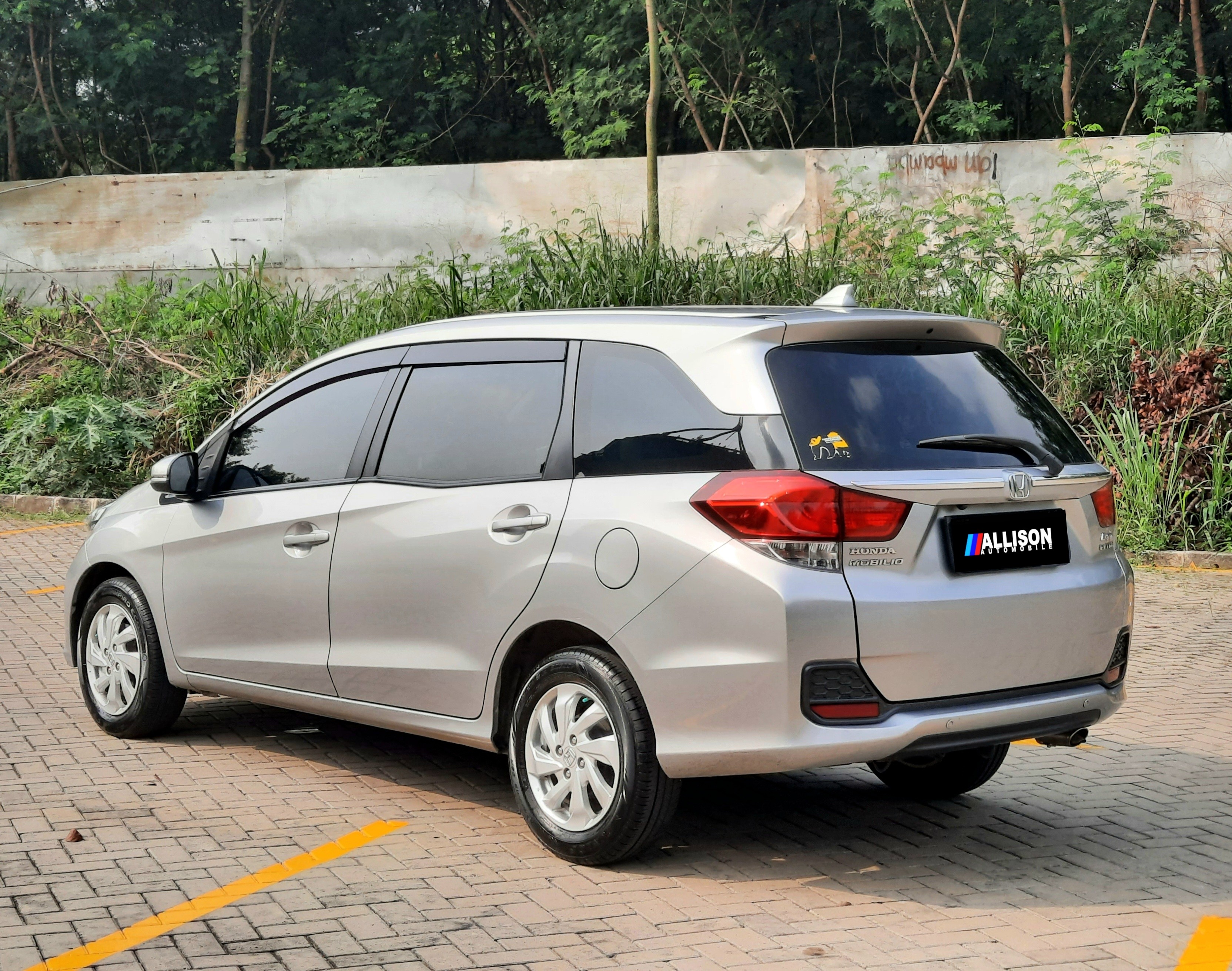 2018 Honda Mobilio  E CVT AT 2018 Honda Mobilio  E CVT AT
