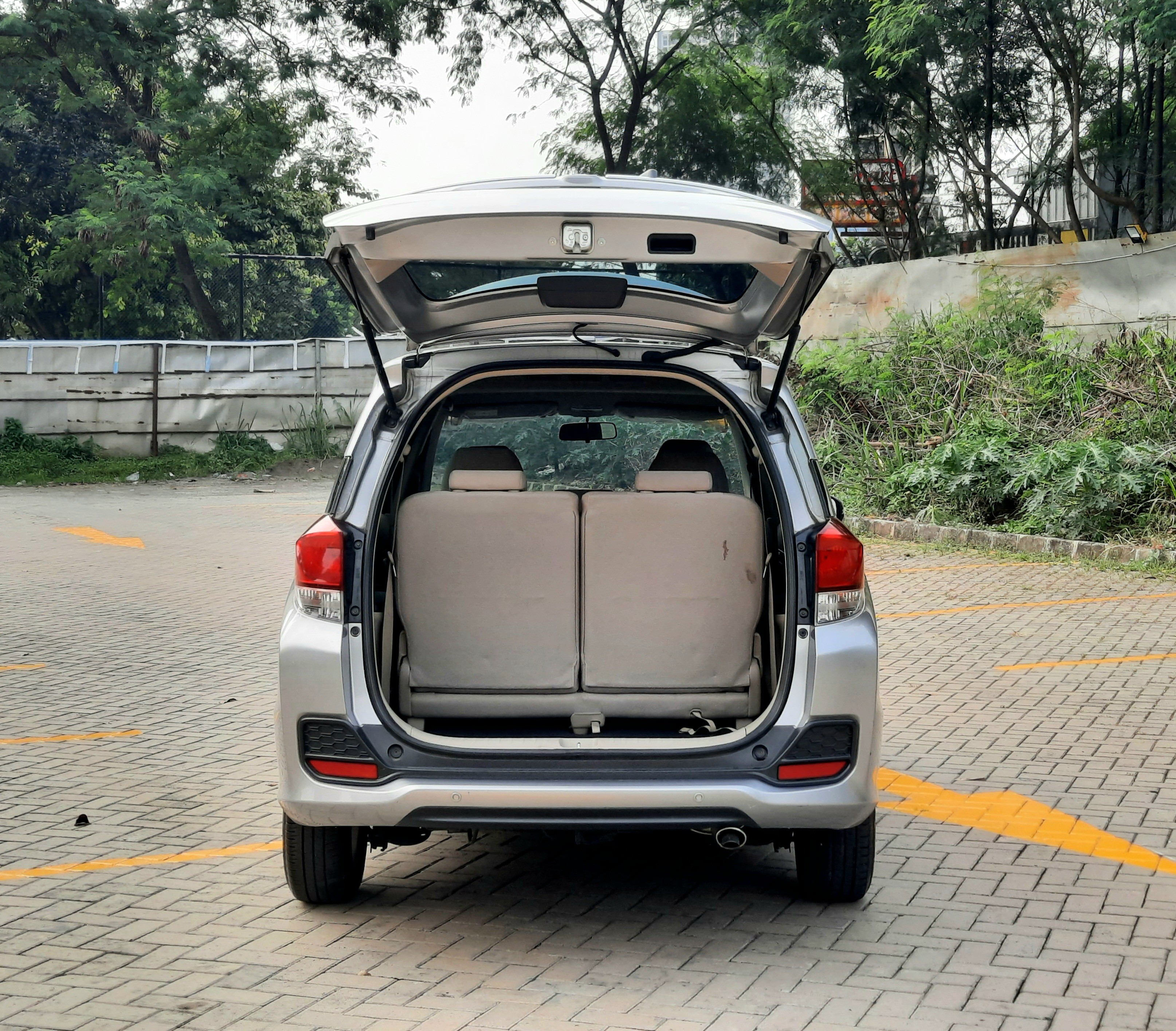 2018 Honda Mobilio  E CVT AT 2018 Honda Mobilio  E CVT AT