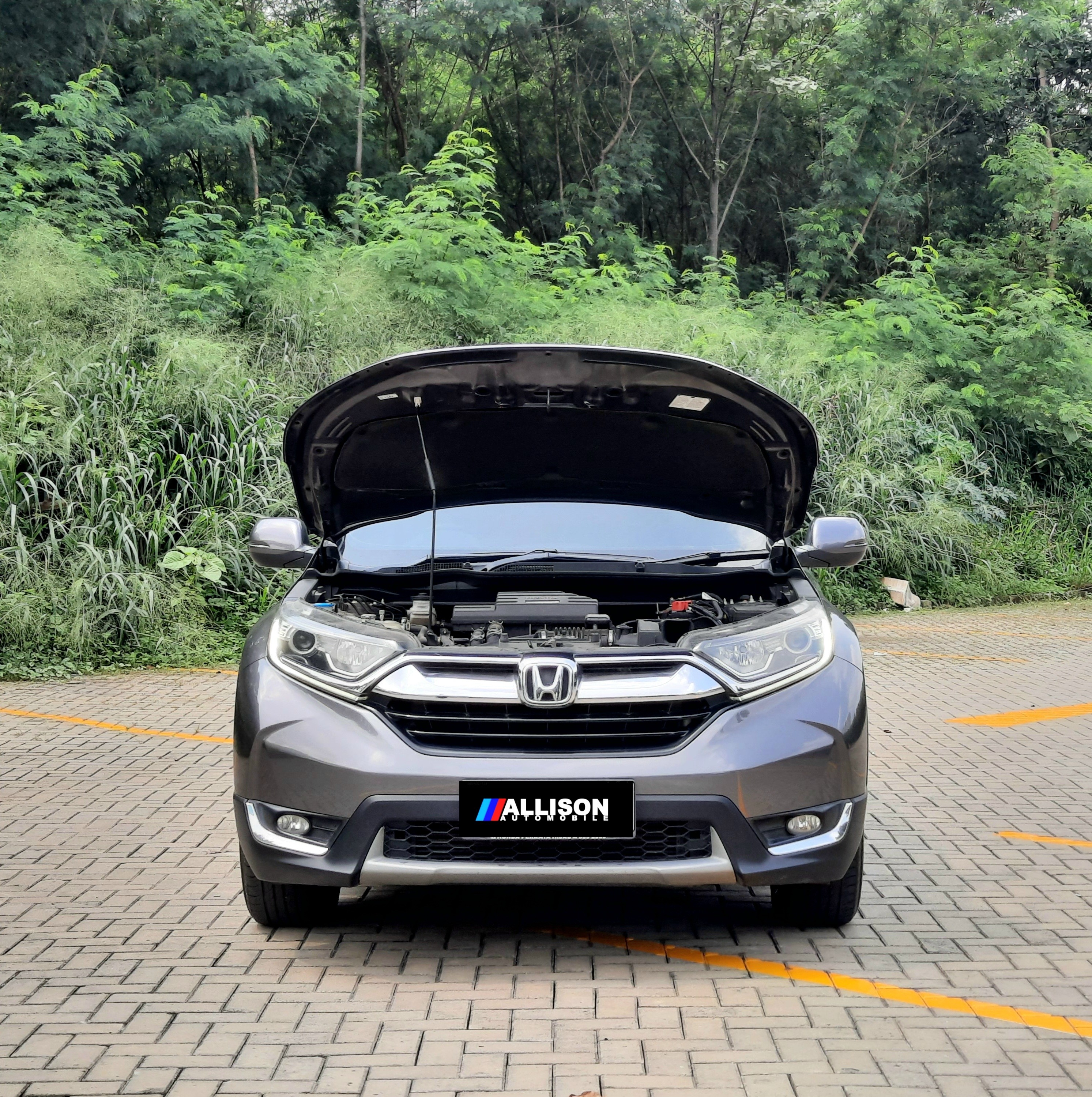 2017 Honda CR-V  1.5L Turbo 2017 Honda CR-V  1.5L Turbo