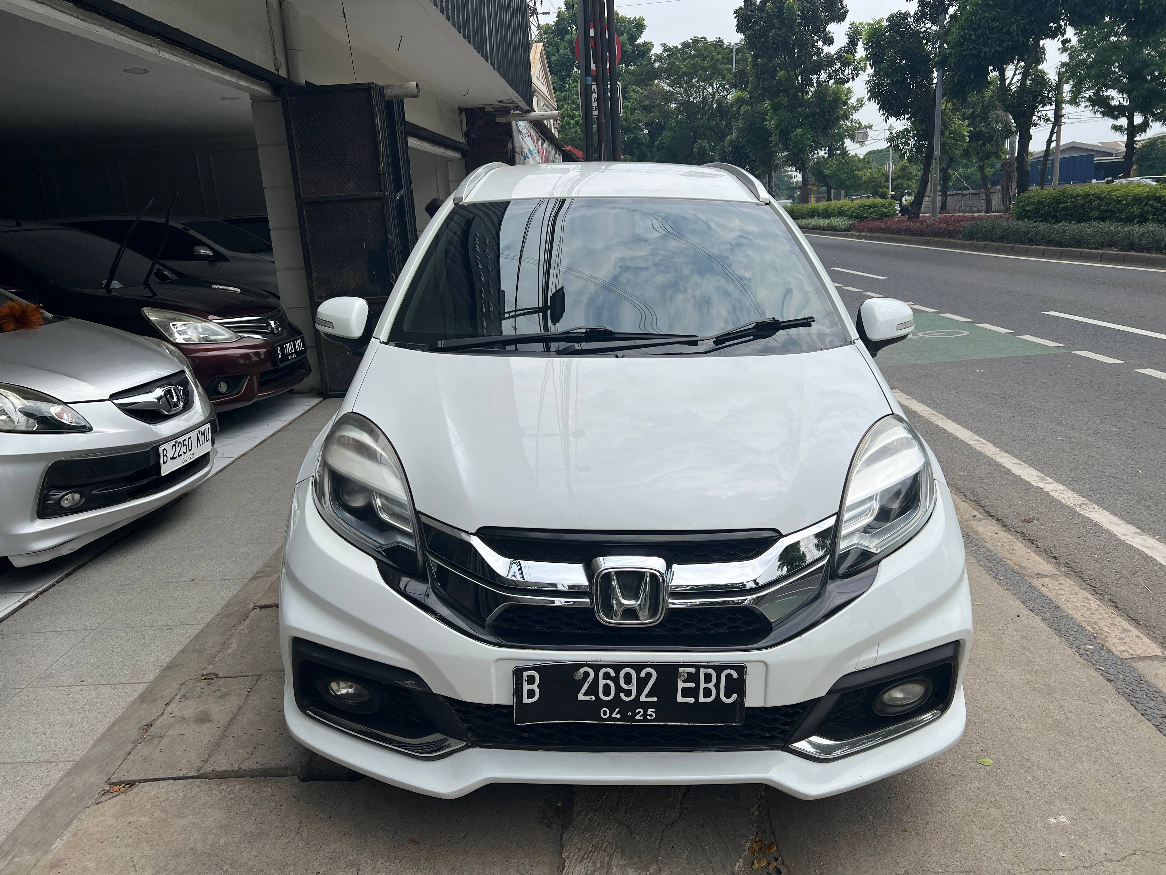 2015 Honda Mobilio  RS CVT RS CVT bekas