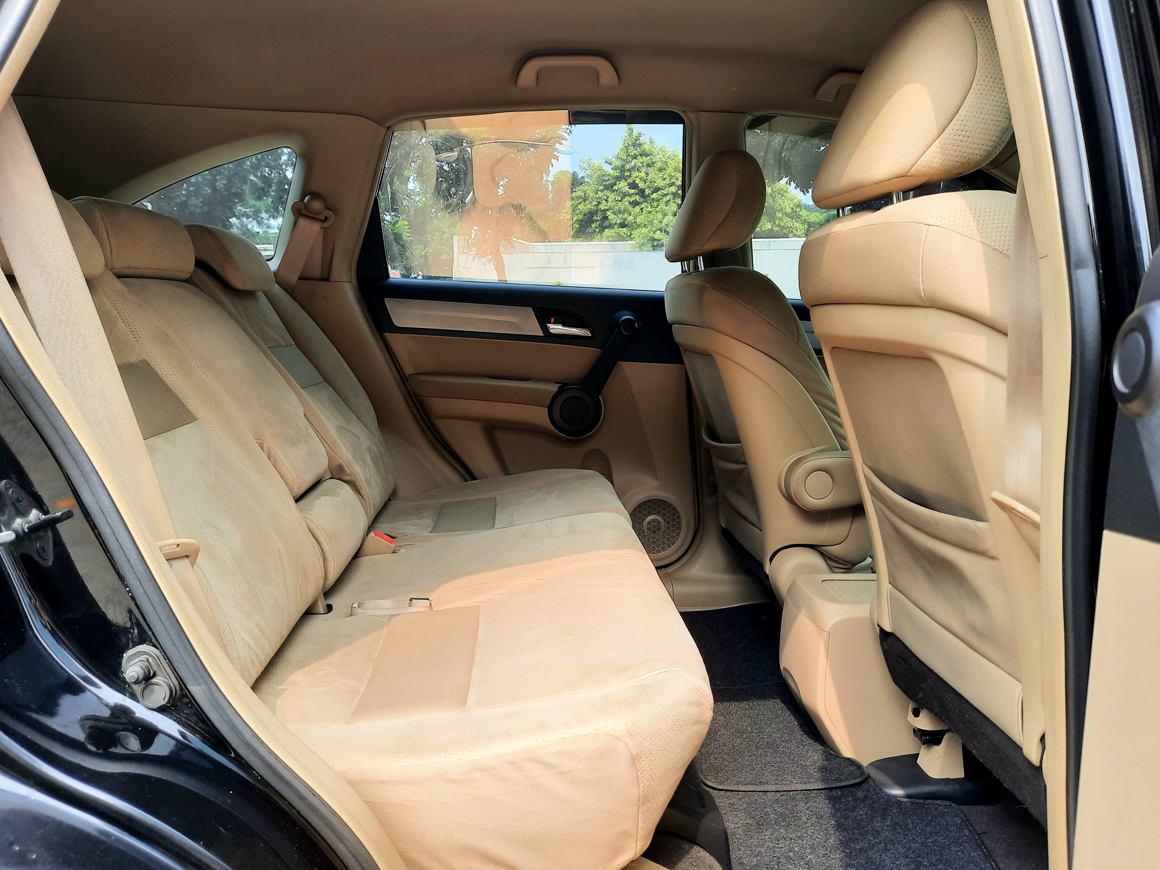 2010 Honda CR-V  2.0L AT 2010 Honda CR-V  2.0L AT