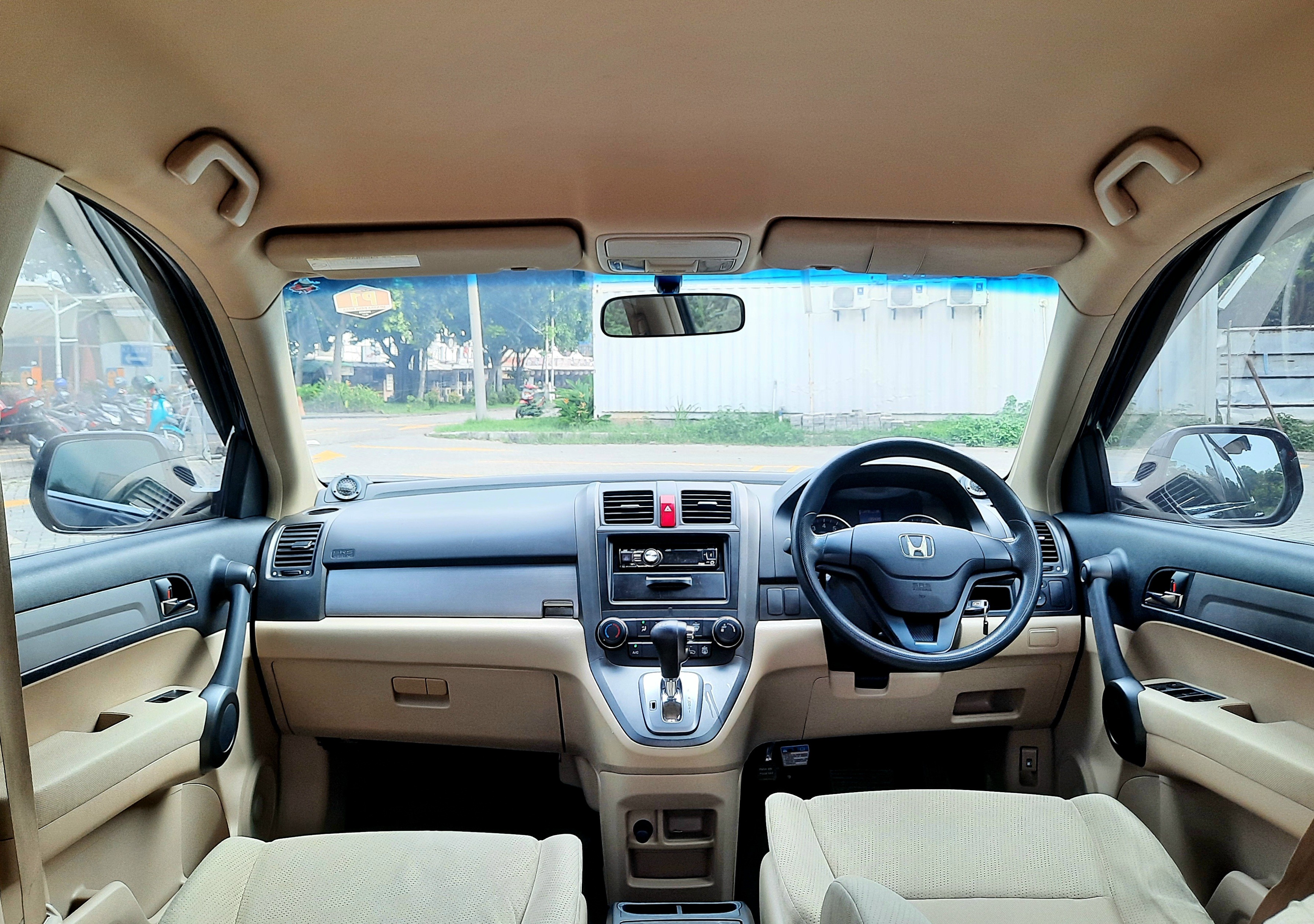 2010 Honda CR-V  2.0L AT 2010 Honda CR-V  2.0L AT