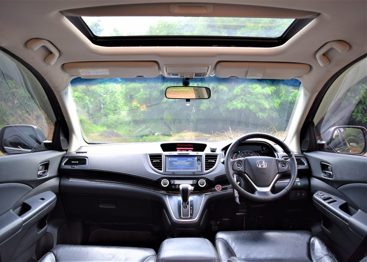 2015 Honda CR-V  2.4L Prestige AT 2015 Honda CR-V  2.4L Prestige AT