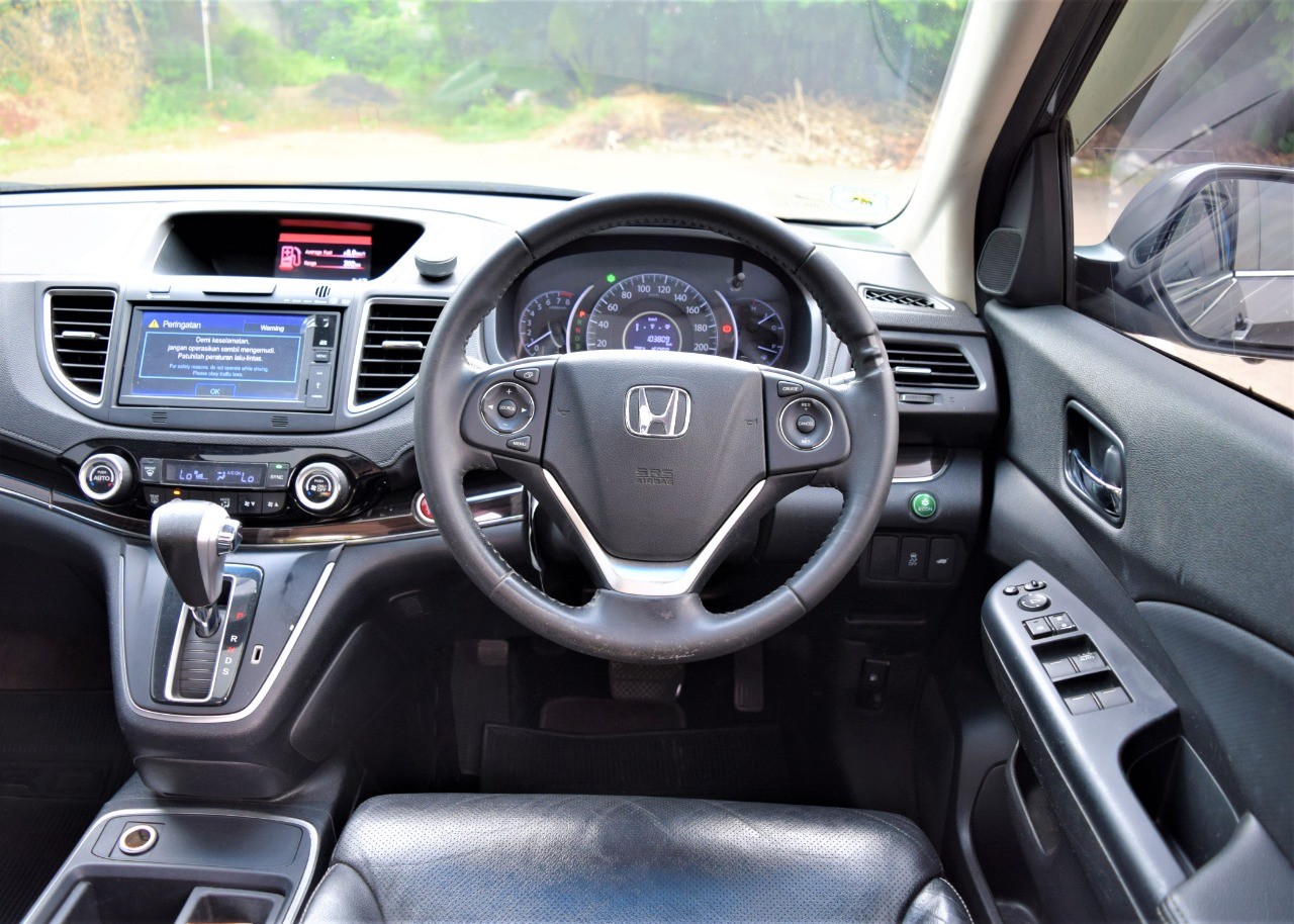 2015 Honda CR-V  2.4L Prestige AT 2015 Honda CR-V  2.4L Prestige AT