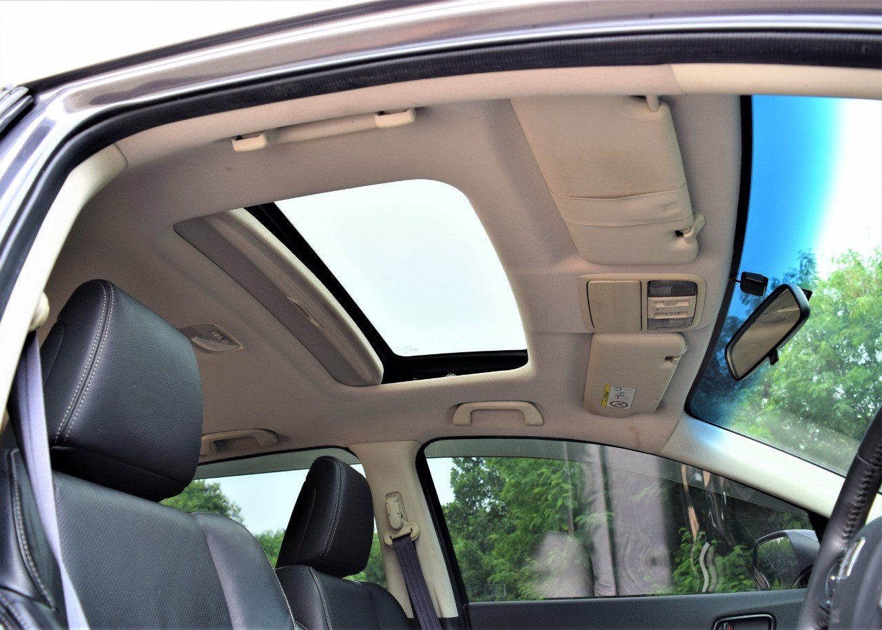 2015 Honda CR-V  2.4L Prestige AT 2015 Honda CR-V  2.4L Prestige AT