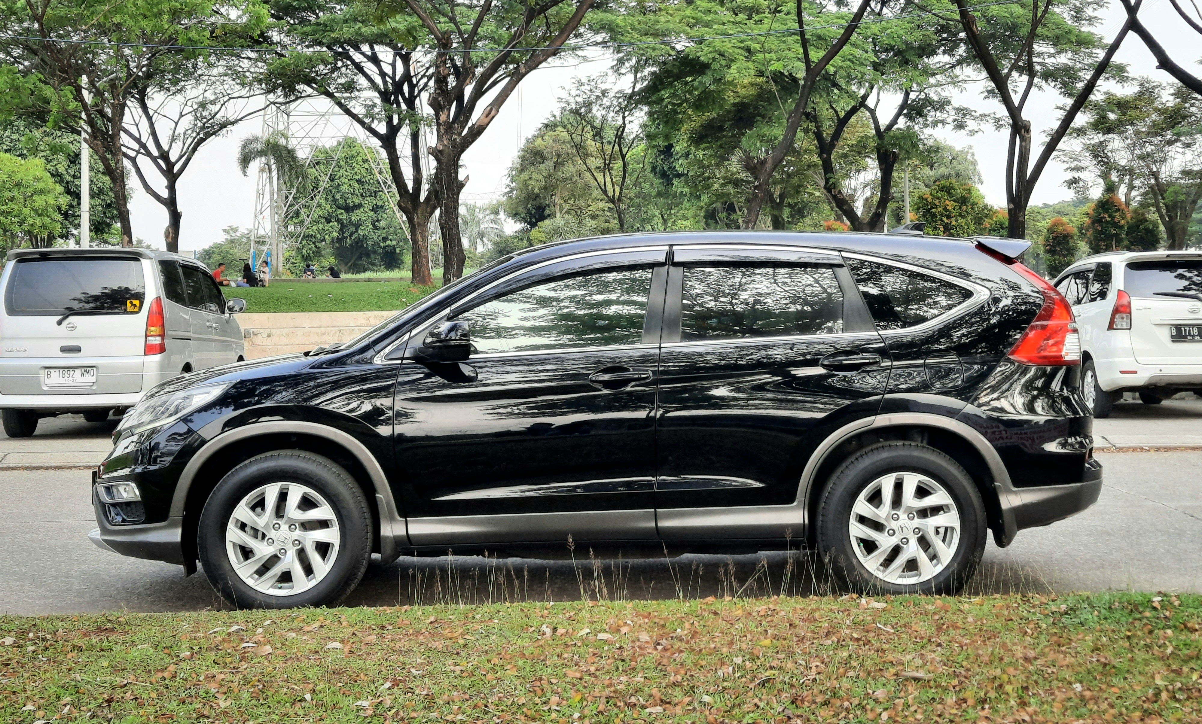 2016 Honda CR-V  2.0L AT 2016 Honda CR-V  2.0L AT