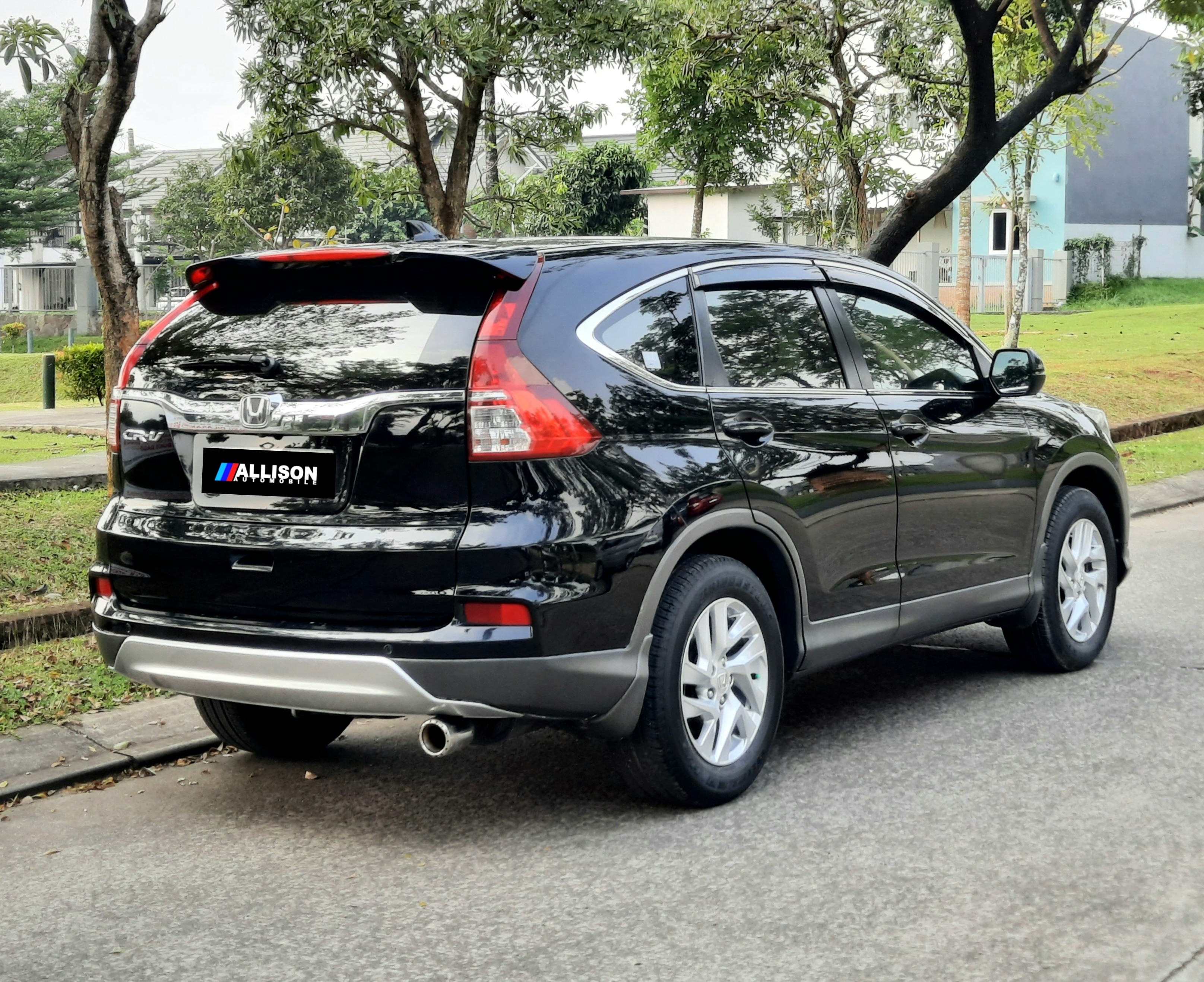 2016 Honda CR-V  2.0L AT 2016 Honda CR-V  2.0L AT