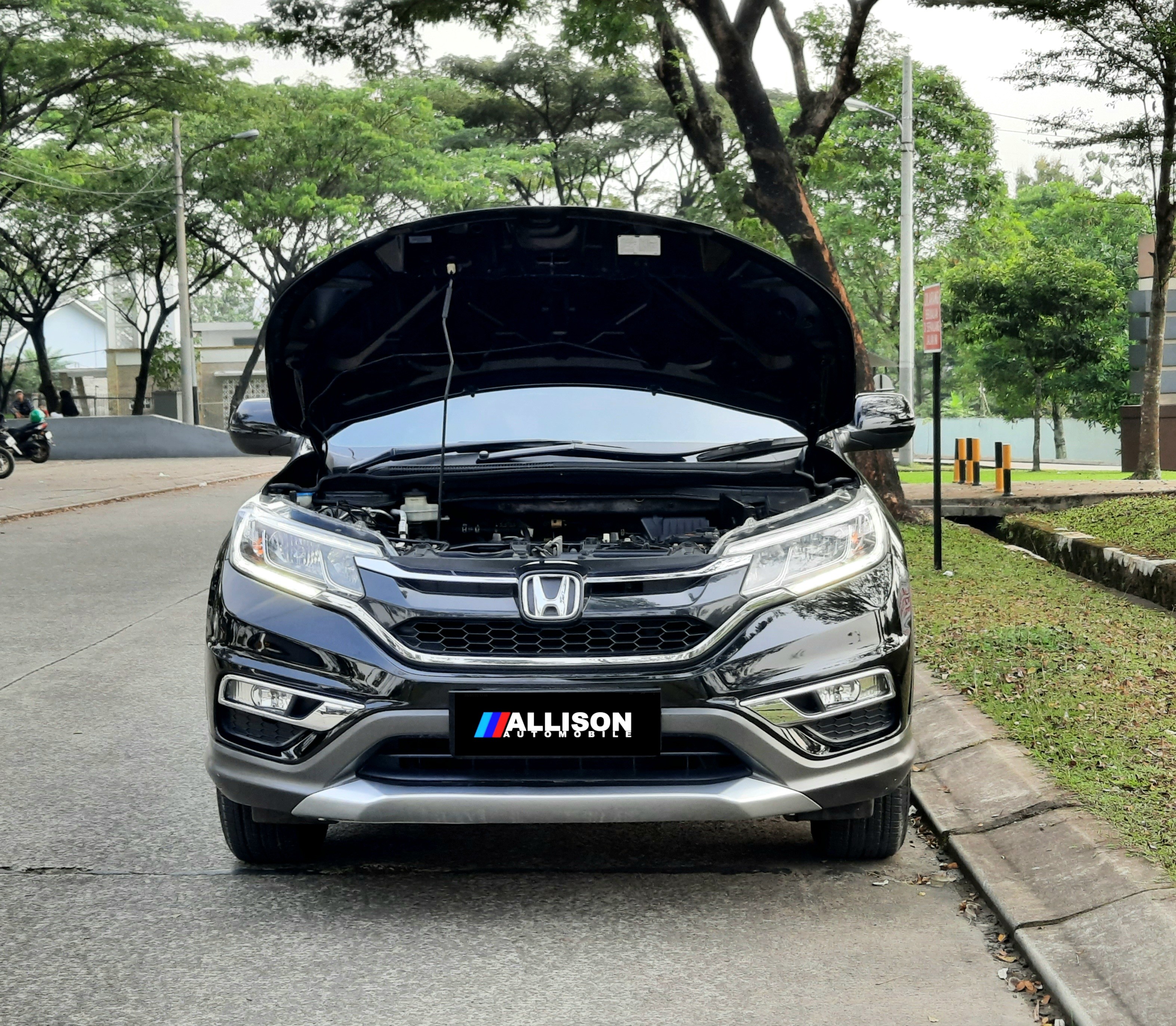 2016 Honda CR-V  2.0L AT 2016 Honda CR-V  2.0L AT