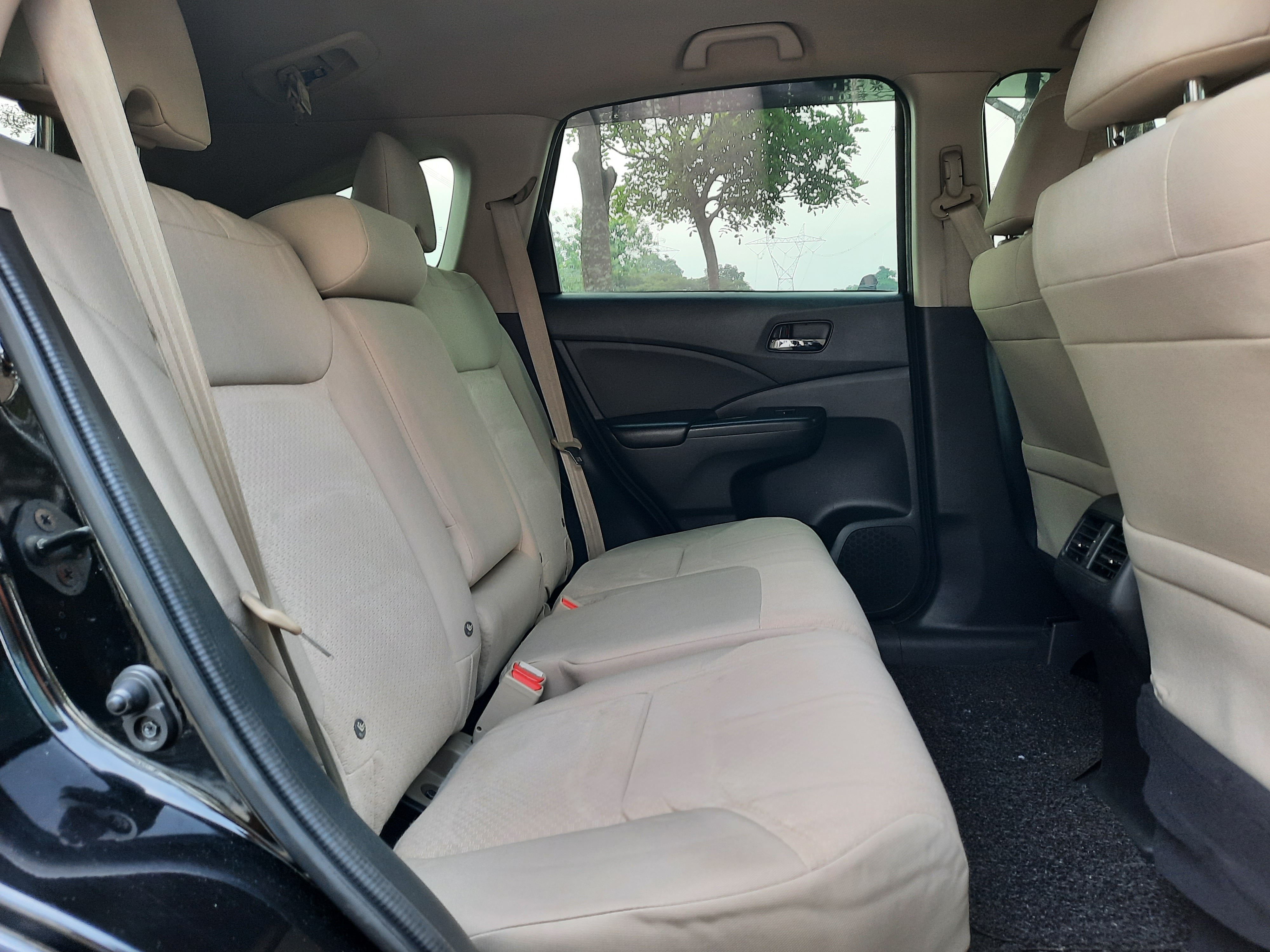 2016 Honda CR-V  2.0L AT 2016 Honda CR-V  2.0L AT