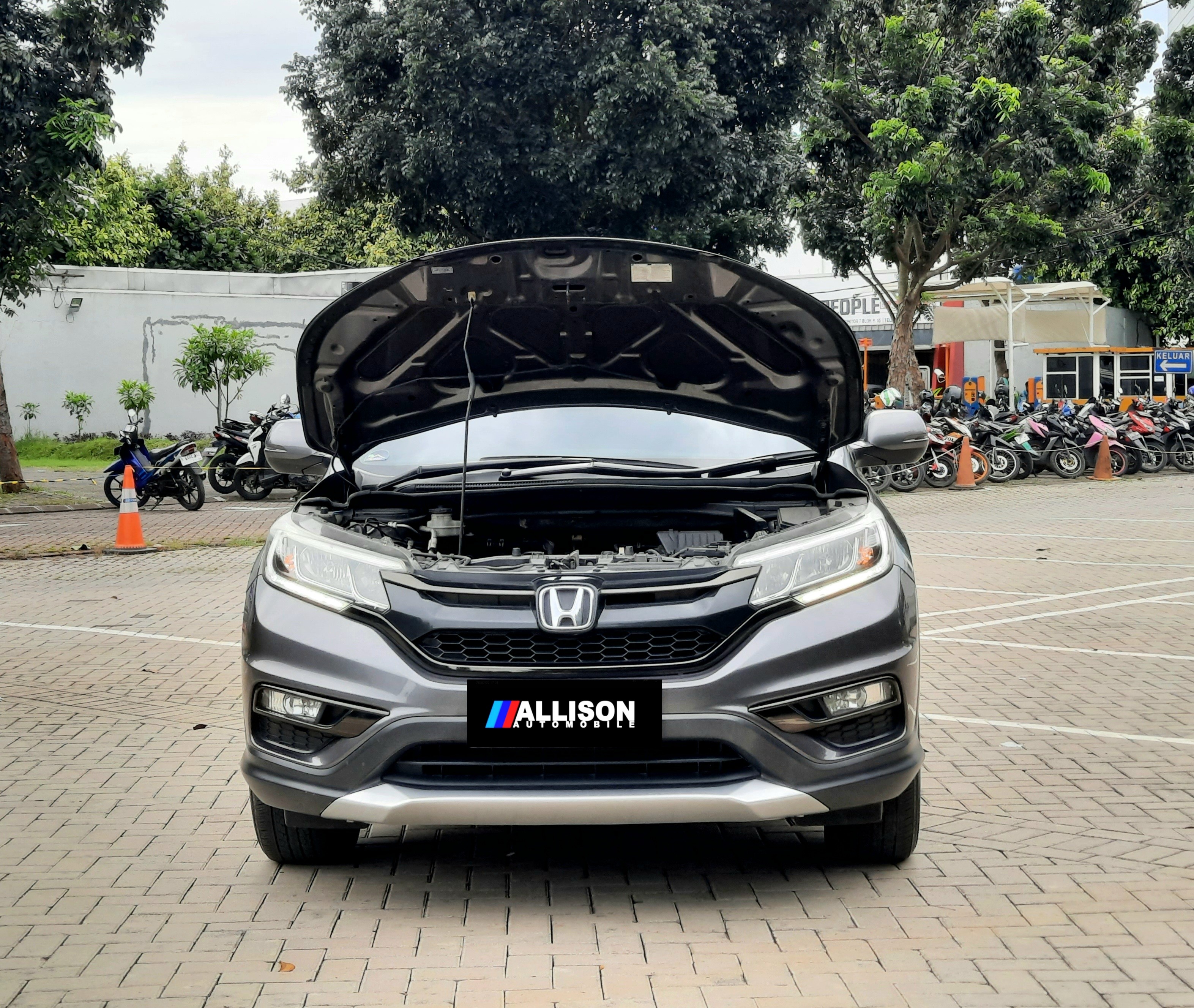 2016 Honda CR-V  2.0L AT 2016 Honda CR-V  2.0L AT