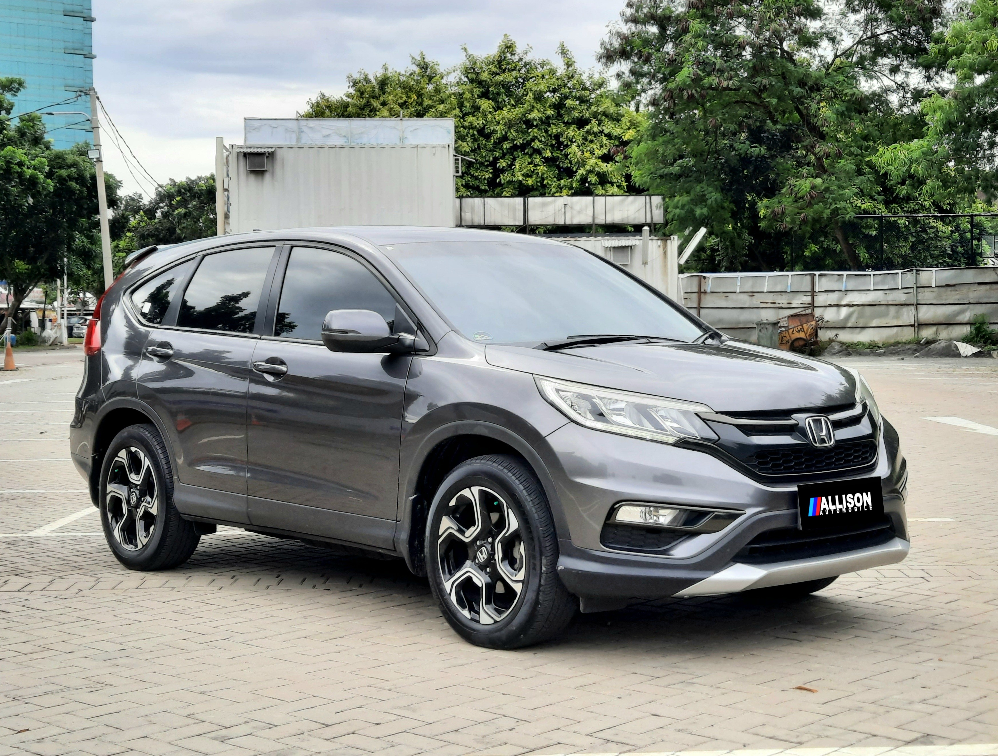 2016 Honda CR-V  2.0L AT 2016 Honda CR-V  2.0L AT