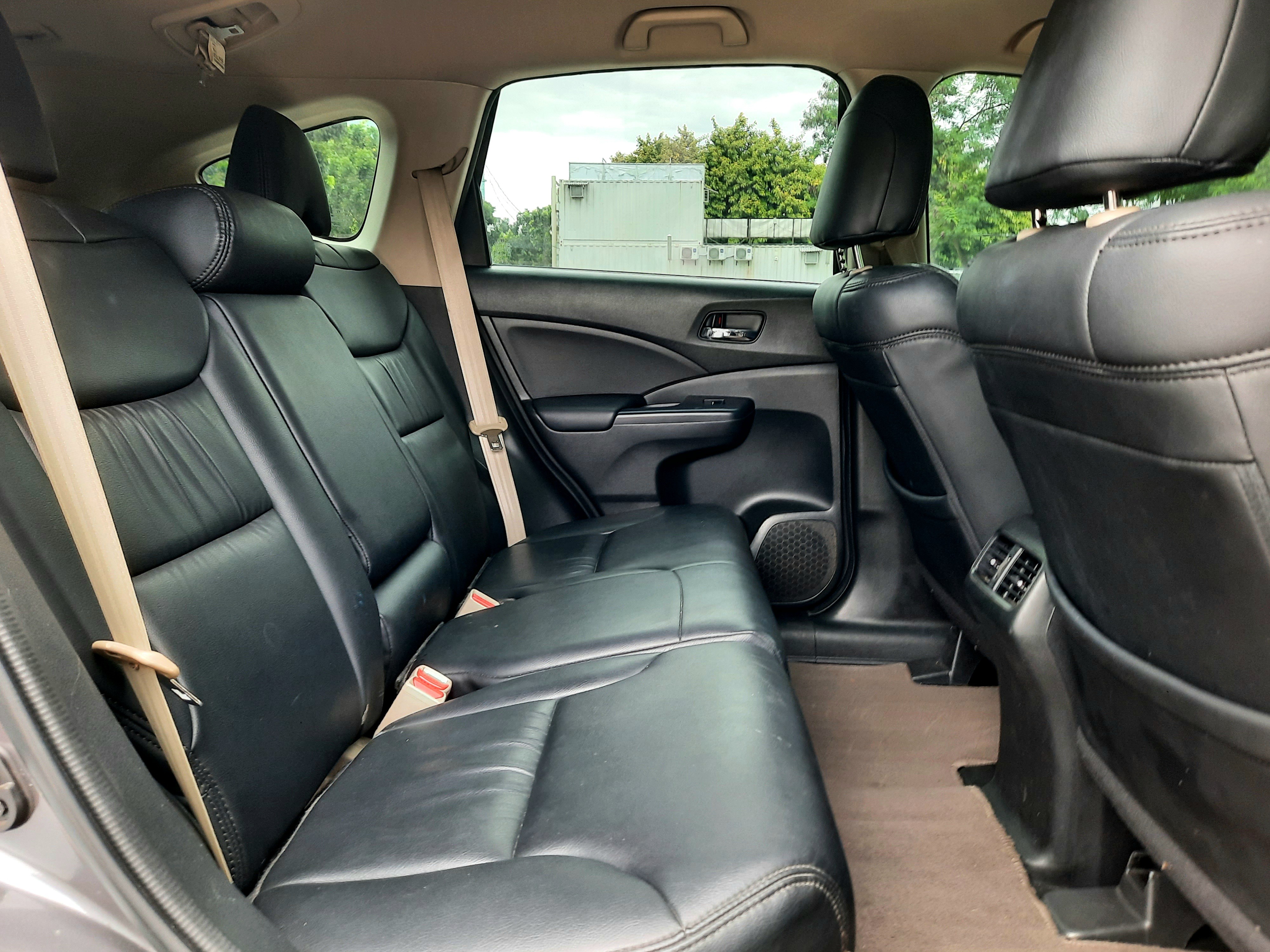 2016 Honda CR-V  2.0L AT 2016 Honda CR-V  2.0L AT