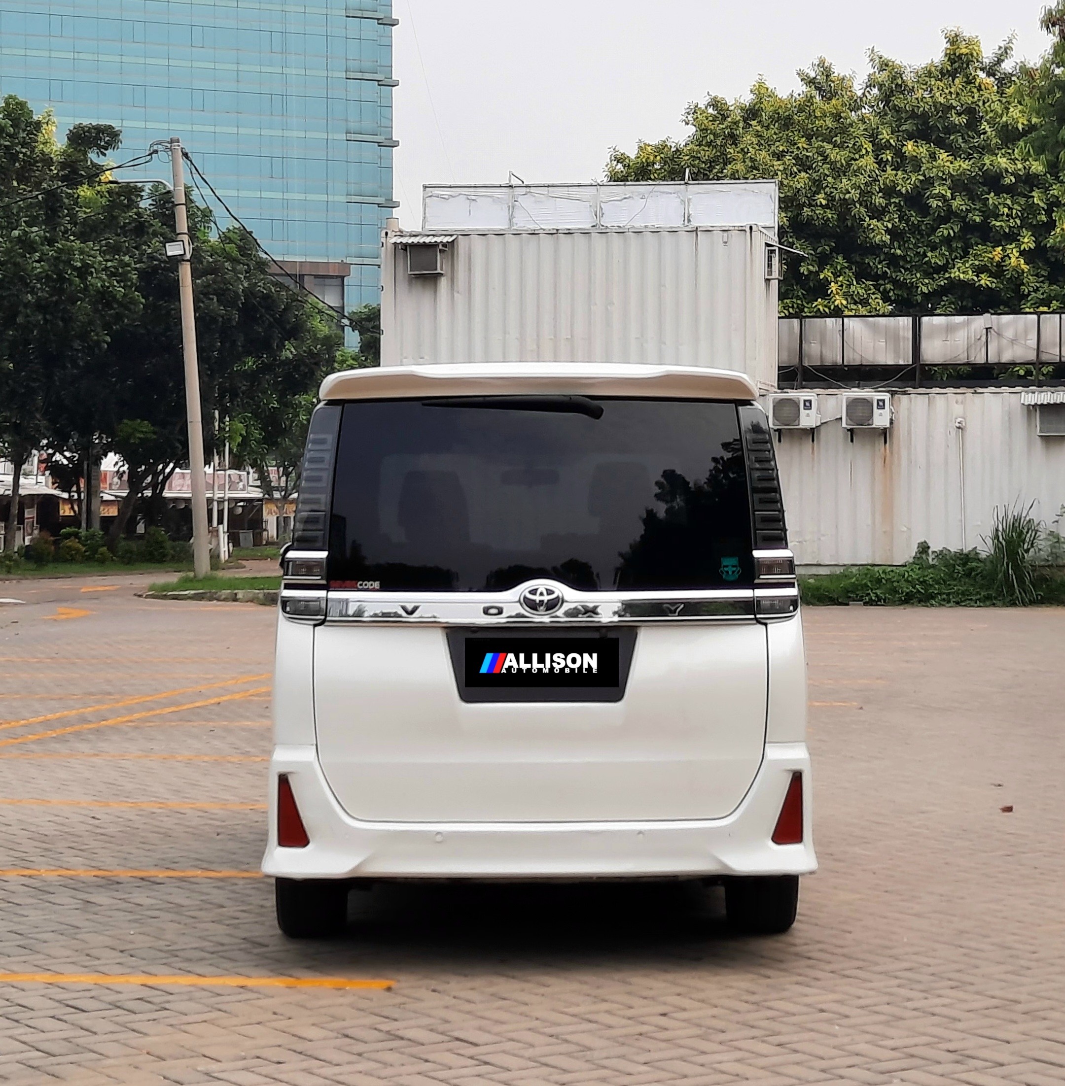 2018 Toyota Voxy 2.0 CVT 2018 Toyota Voxy 2.0 CVT