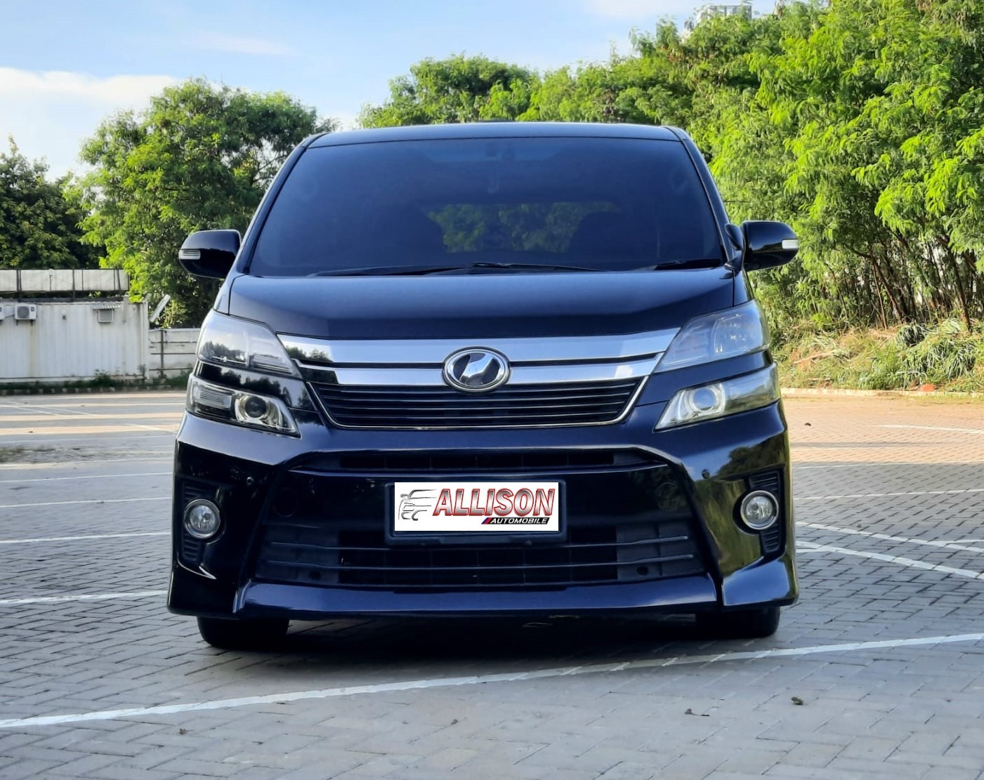 2013 Toyota Alphard Vellfire 2.4 Z A/T GOLDEN EYES 2013 Toyota Alphard Vellfire 2.4 Z A/T GOLDEN EYES