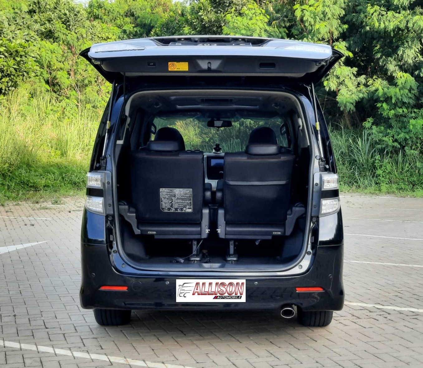 2013 Toyota Alphard Vellfire 2.4 Z A/T GOLDEN EYES 2013 Toyota Alphard Vellfire 2.4 Z A/T GOLDEN EYES