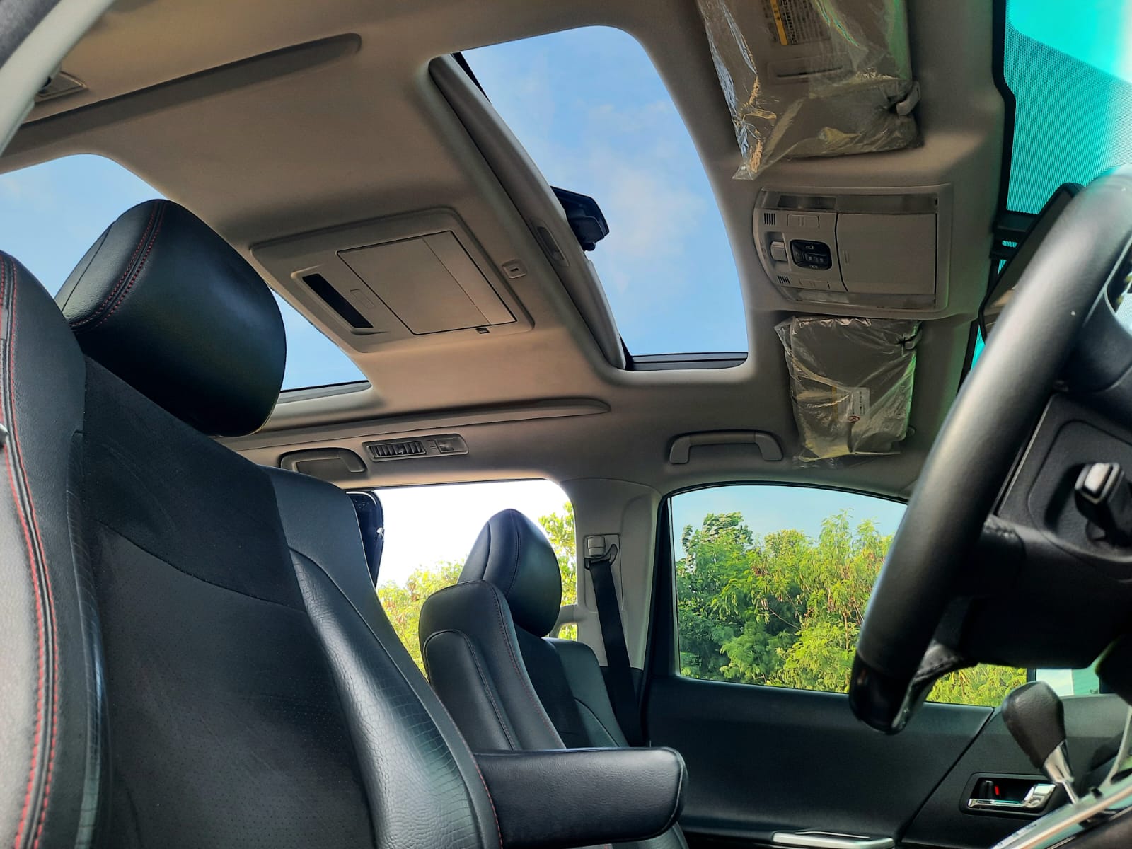 2013 Toyota Alphard Vellfire 2.4 Z A/T GOLDEN EYES 2013 Toyota Alphard Vellfire 2.4 Z A/T GOLDEN EYES