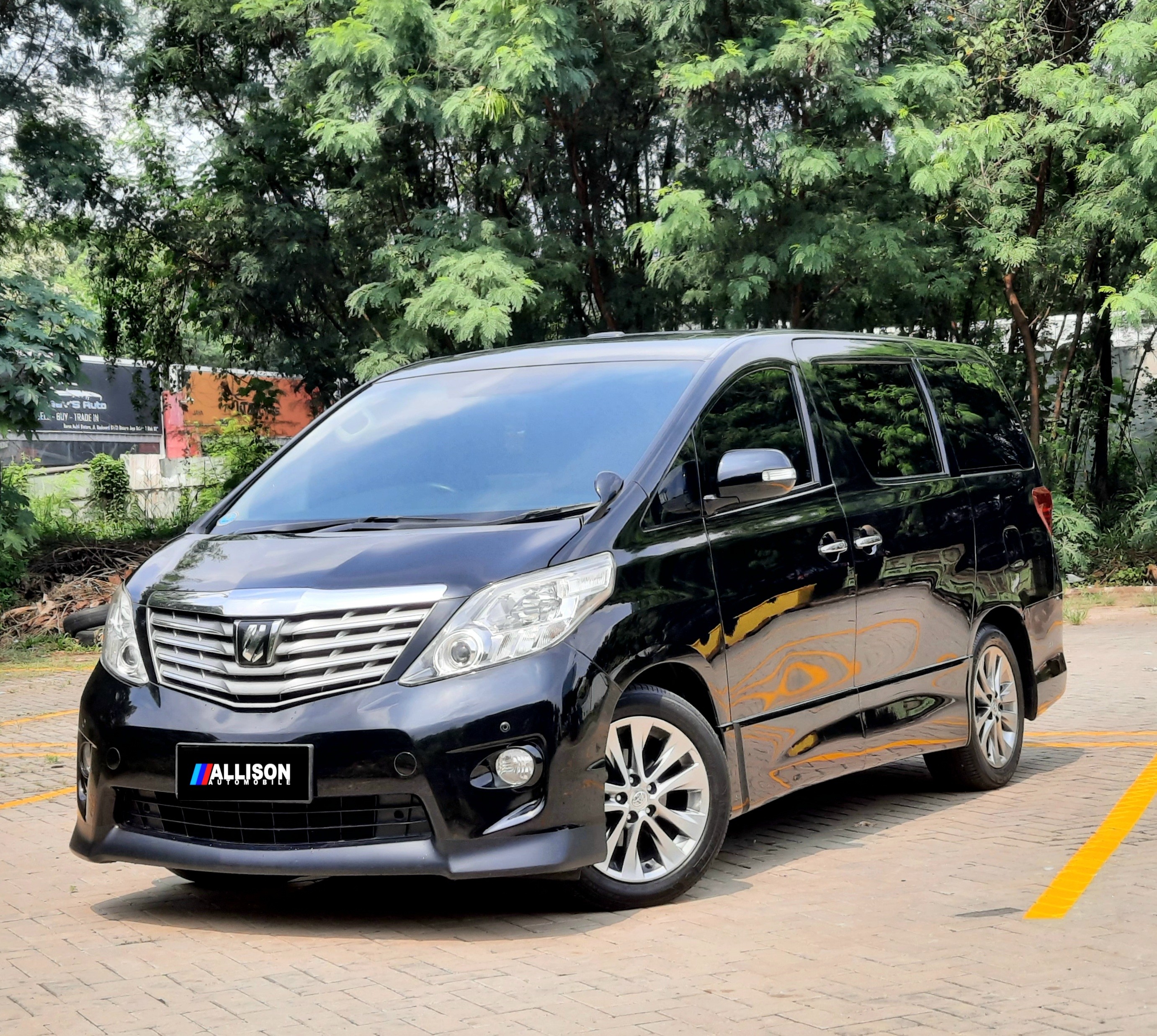 2011 Toyota Alphard  S 2.4 AT 2011 Toyota Alphard  S 2.4 AT