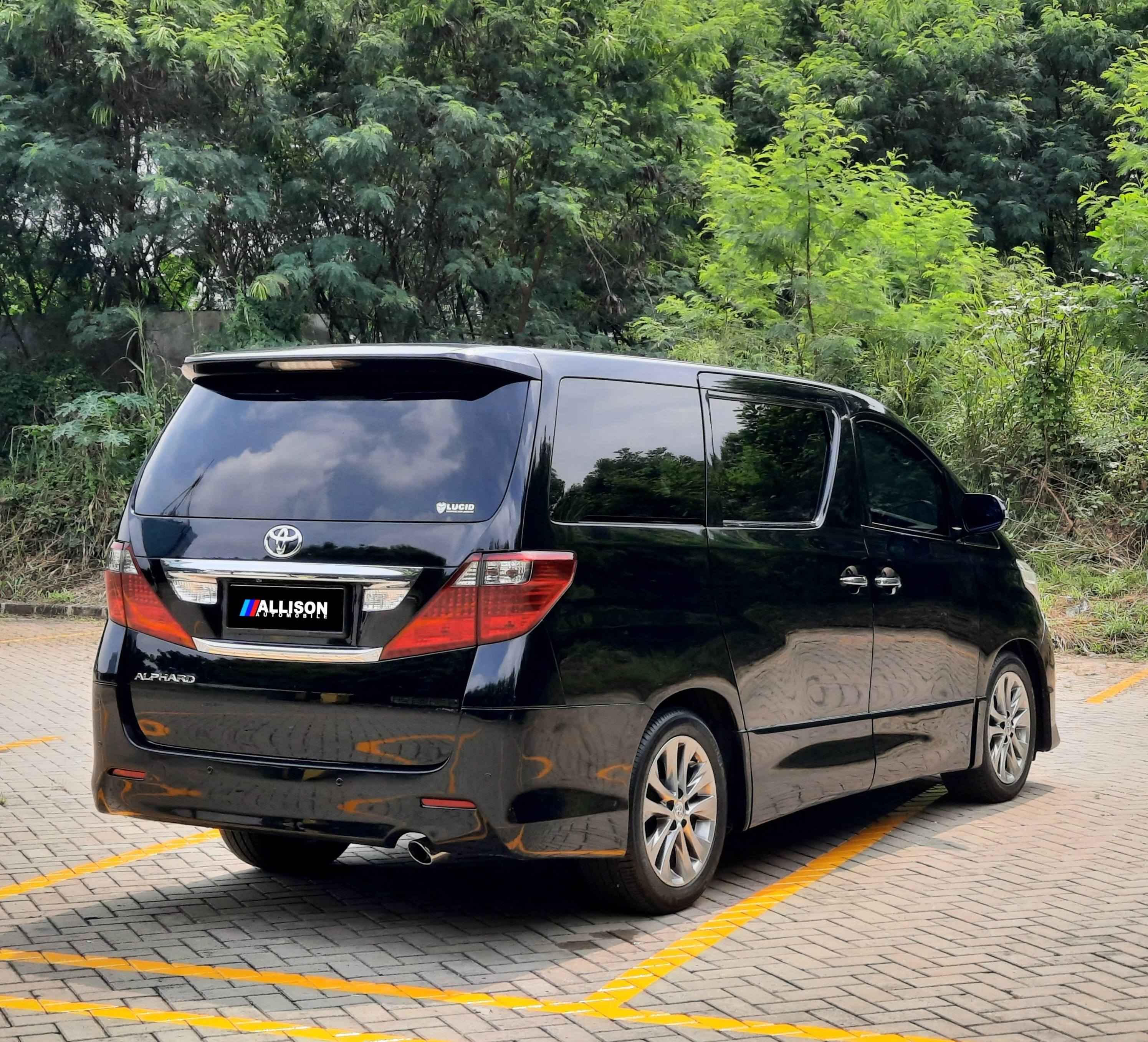 2011 Toyota Alphard  S 2.4 AT 2011 Toyota Alphard  S 2.4 AT
