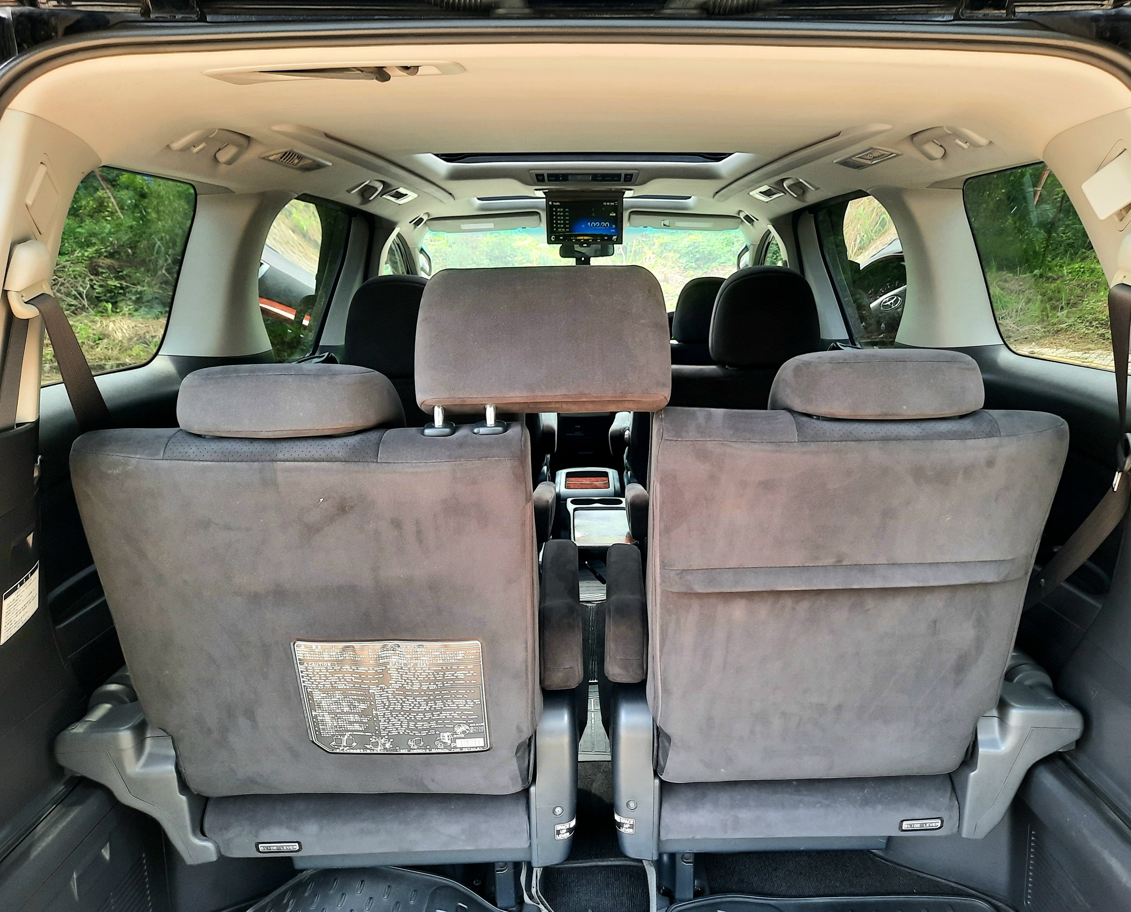 2011 Toyota Alphard  S 2.4 AT 2011 Toyota Alphard  S 2.4 AT