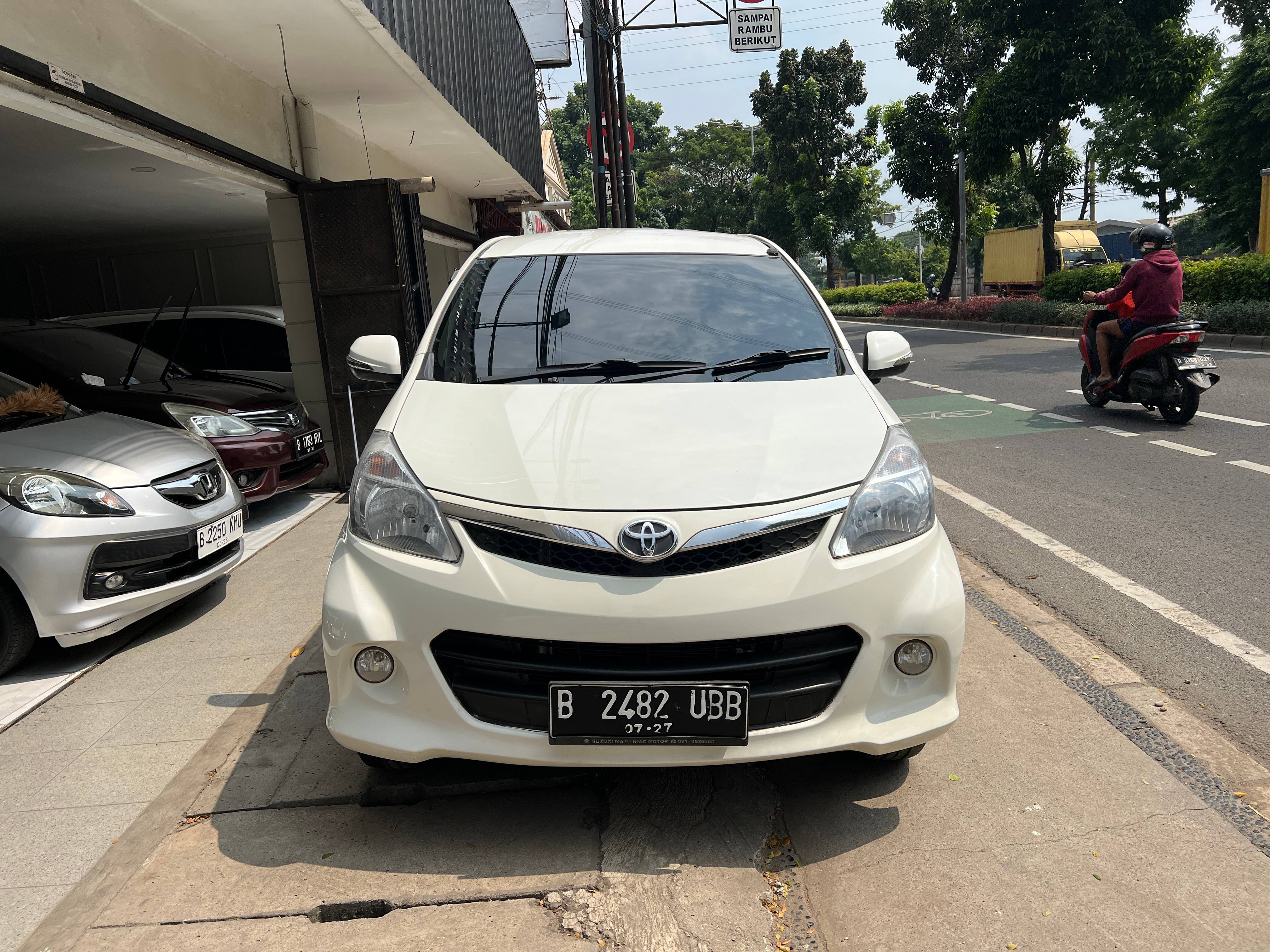 Used 2012 Toyota Avanza  1.5L Veloz AT 1.5L Veloz AT