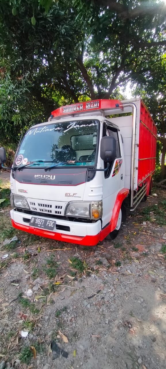 Second Hand 2014 Isuzu Traga Second Hand 2014 Isuzu Traga