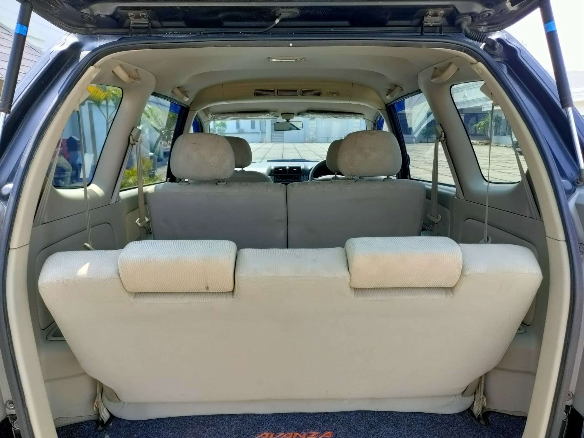 2010 Toyota Avanza 1.3G MT 2010 Toyota Avanza 1.3G MT