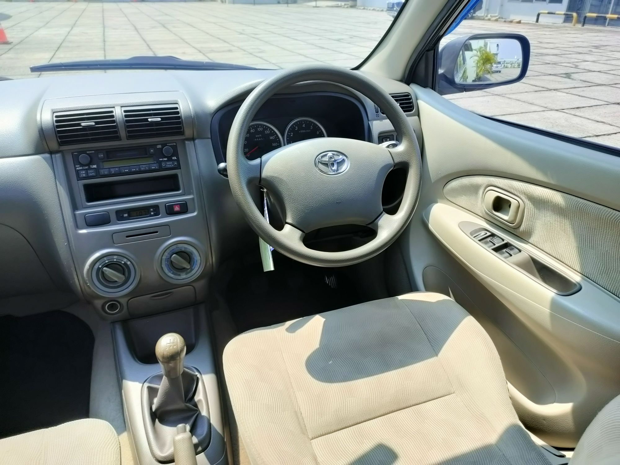 2010 Toyota Avanza 1.3G MT 2010 Toyota Avanza 1.3G MT