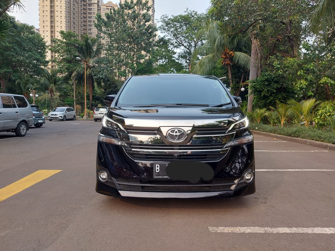 Second Hand 2017 Toyota Vellfire Second Hand 2017 Toyota Vellfire