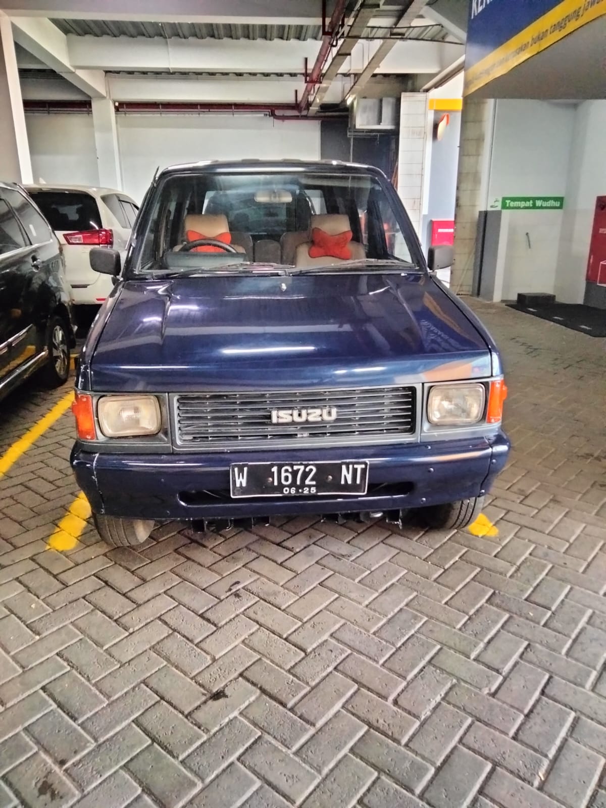 Second Hand 1995 Isuzu Panther Second Hand 1995 Isuzu Panther