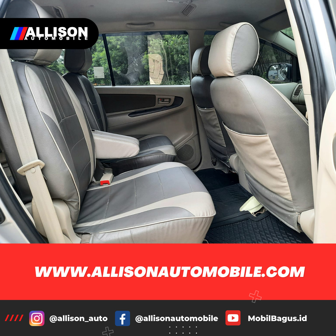 2015 Toyota Kijang Innova 2.0 G AT LUX 2015 Toyota Kijang Innova 2.0 G AT LUX