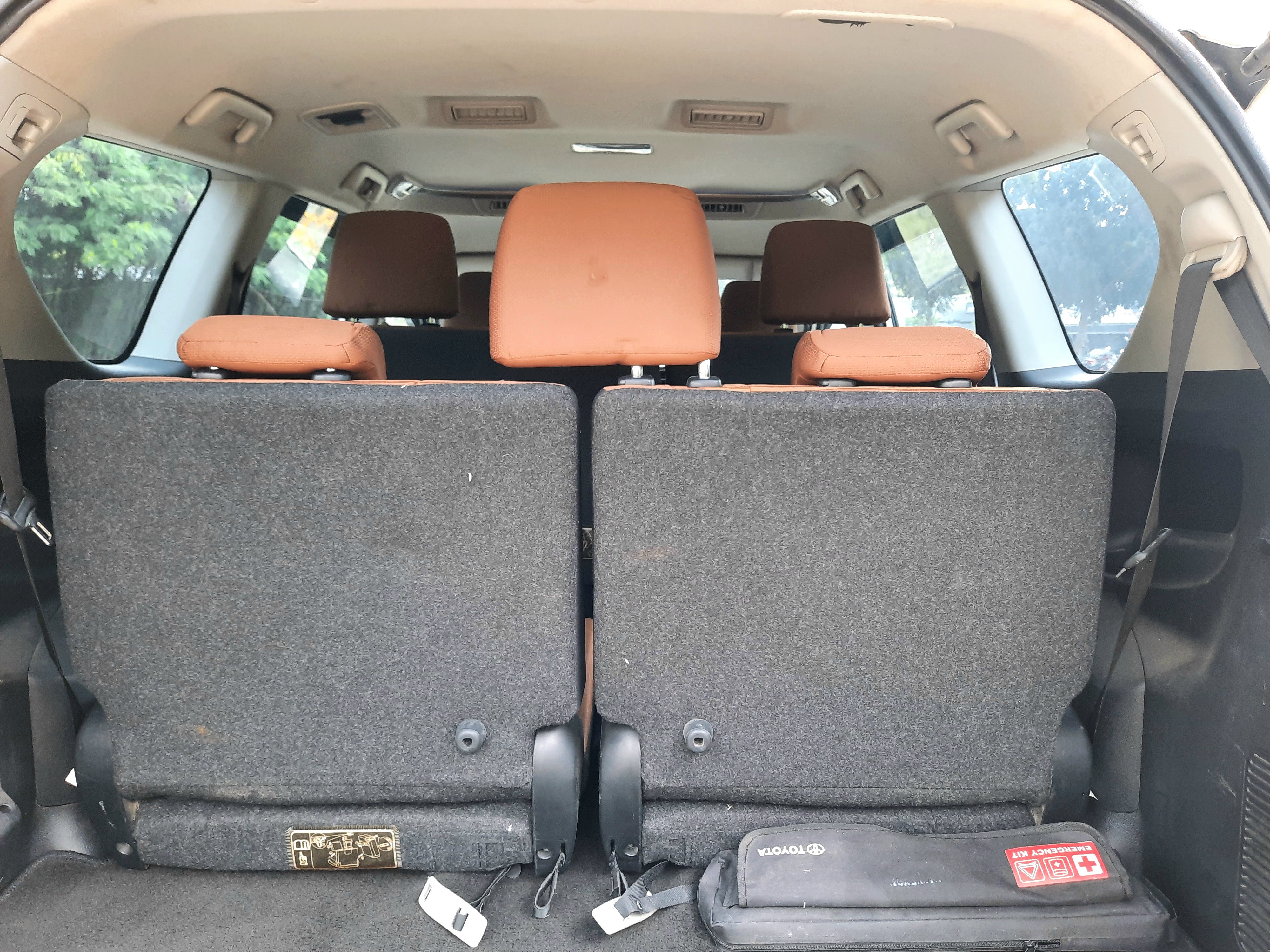 2017 Toyota Kijang Innova 2.0 V MT 2017 Toyota Kijang Innova 2.0 V MT