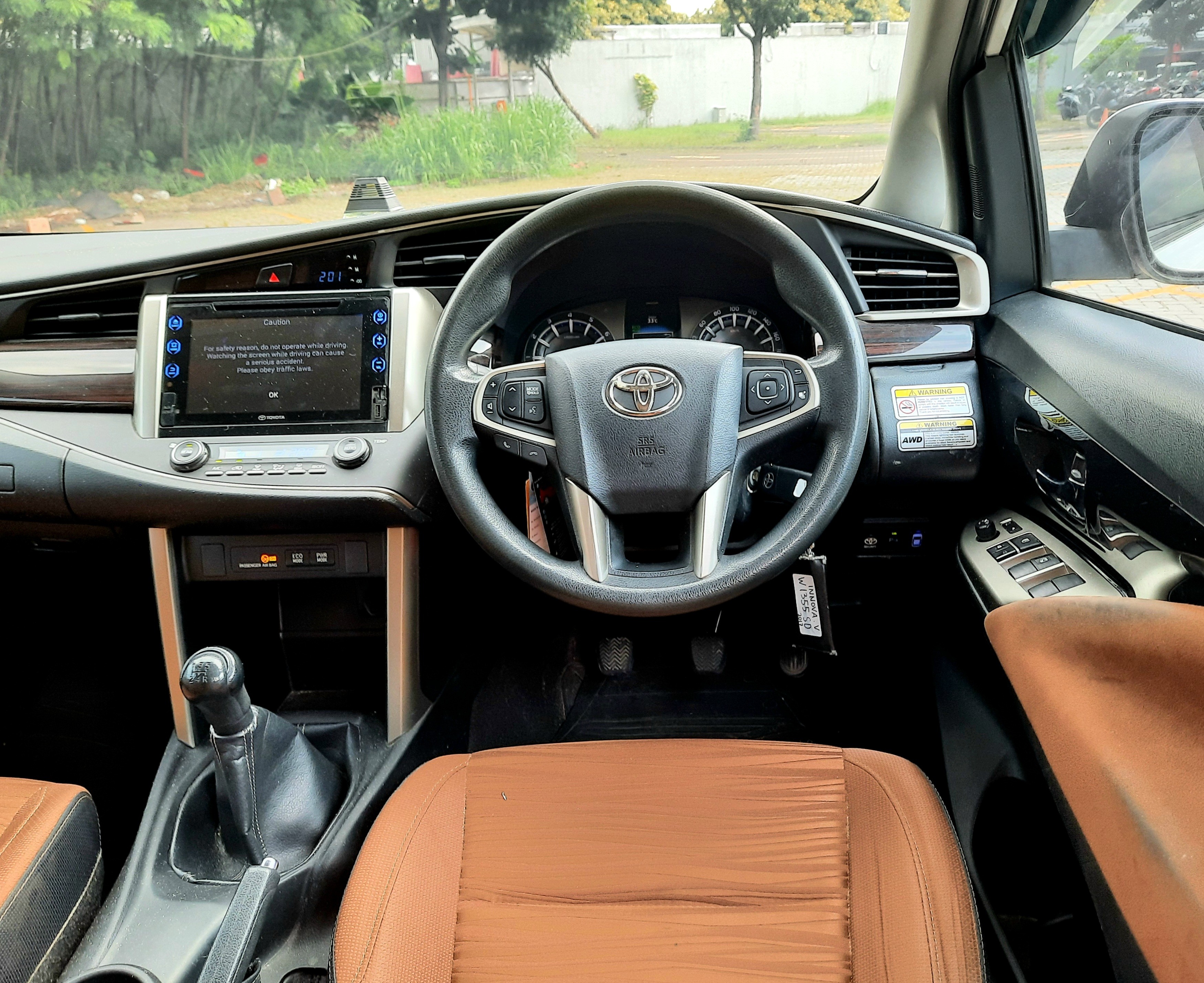 2017 Toyota Kijang Innova 2.0 V MT 2017 Toyota Kijang Innova 2.0 V MT