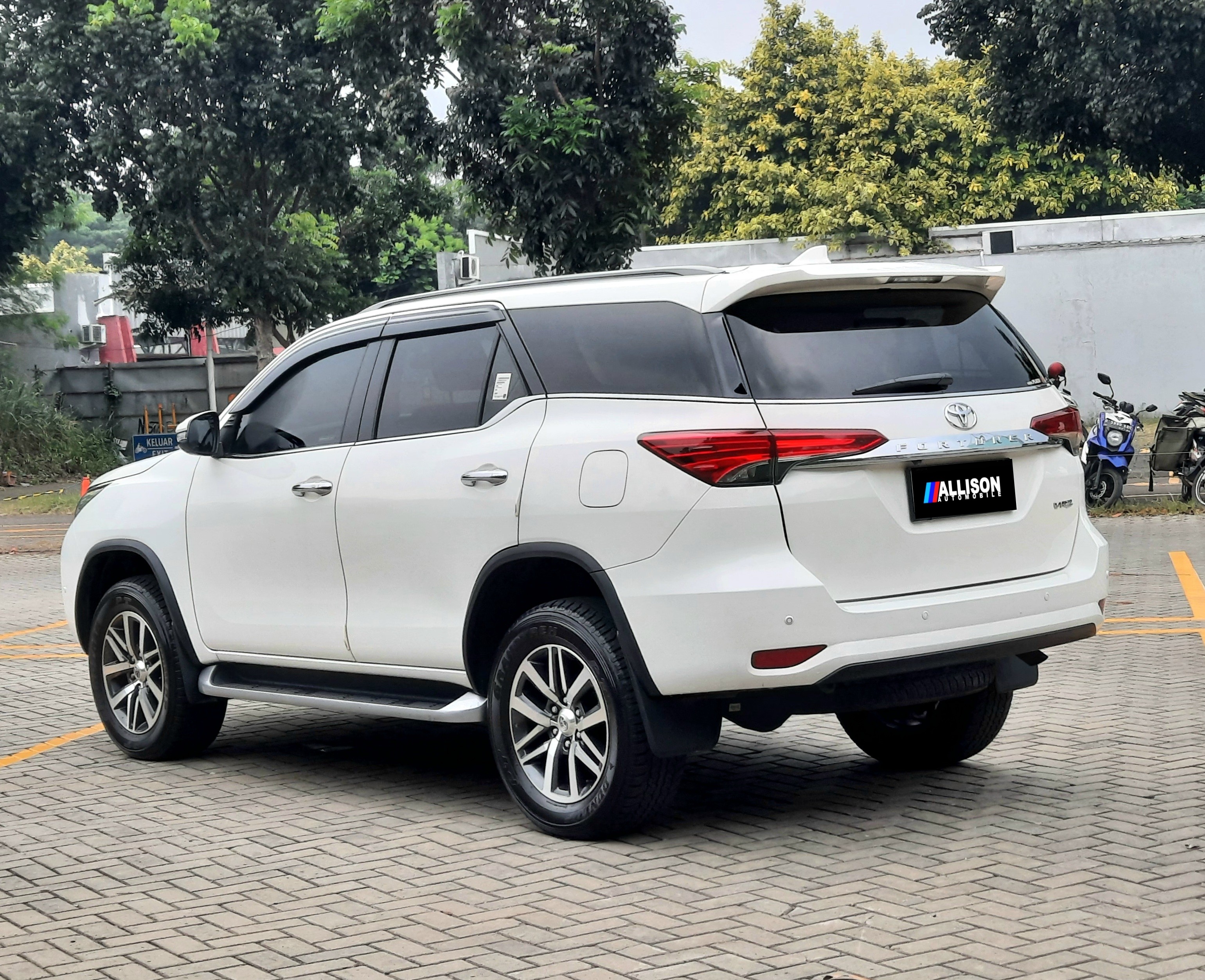 2019 Toyota Fortuner 2.4 VRZ AT 2019 Toyota Fortuner 2.4 VRZ AT