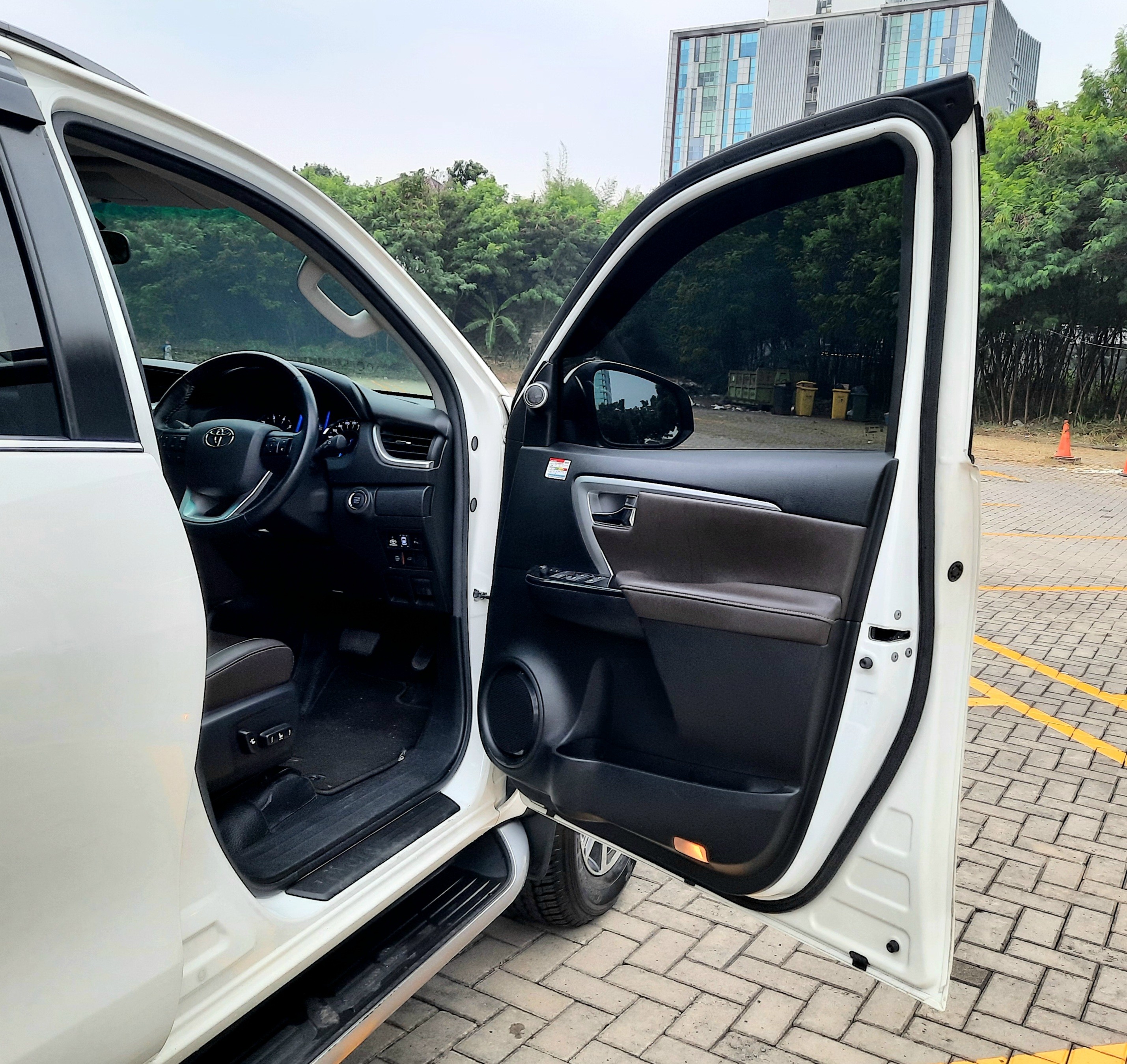 2019 Toyota Fortuner 2.4 VRZ AT 2019 Toyota Fortuner 2.4 VRZ AT