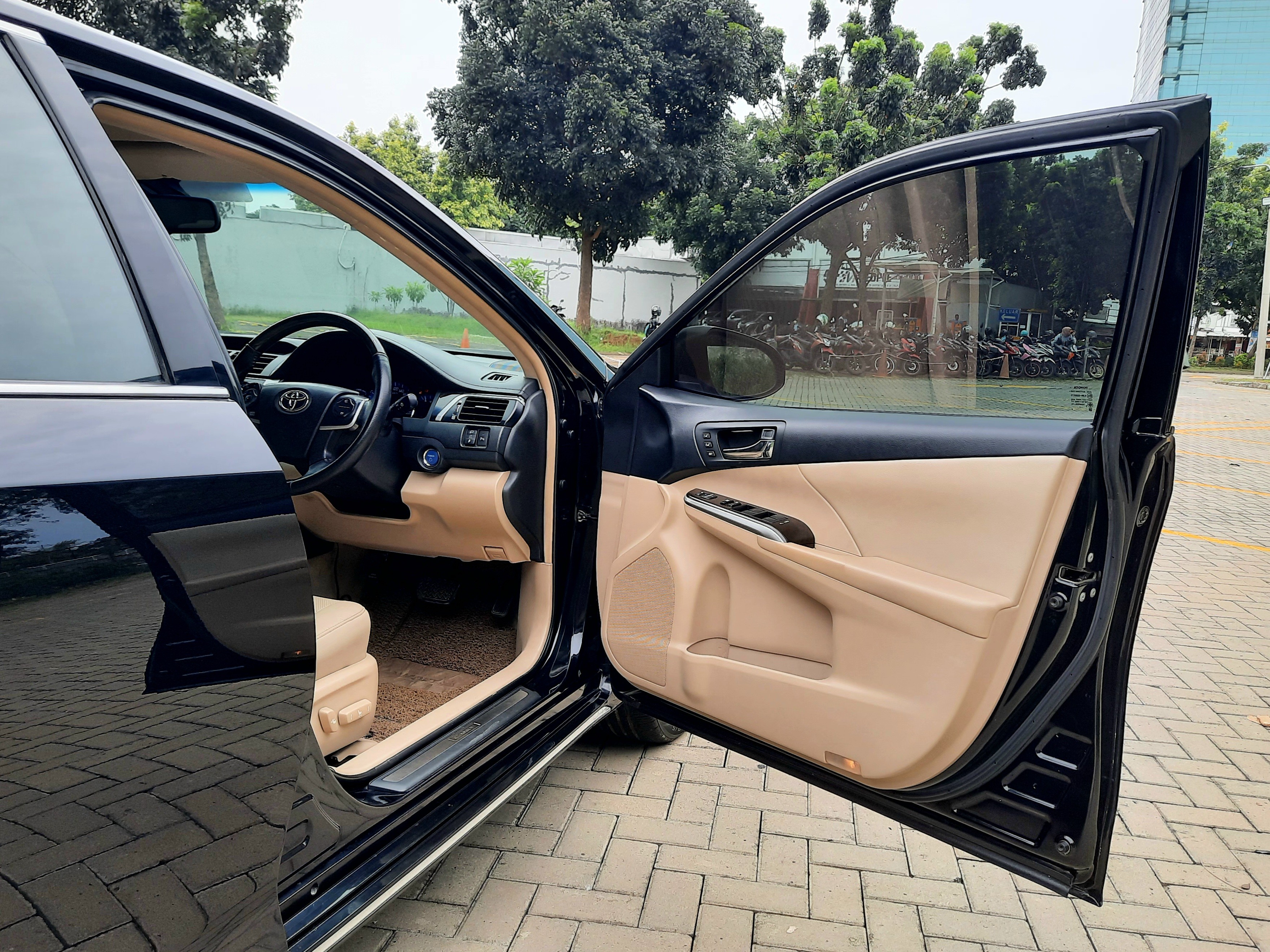 2012 Toyota Camry Hybrid 2.5 HV 2012 Toyota Camry Hybrid 2.5 HV