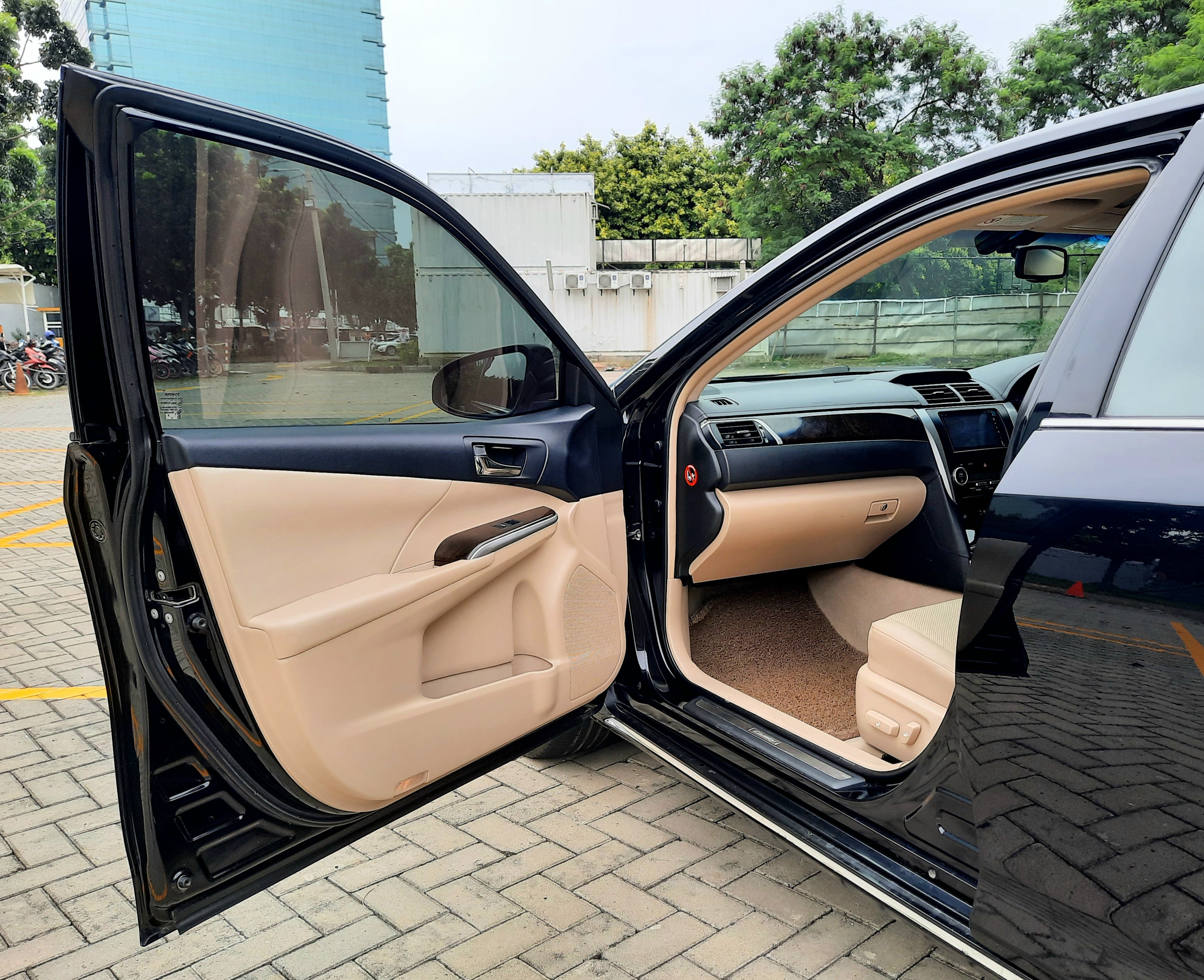 2012 Toyota Camry Hybrid 2.5 HV 2012 Toyota Camry Hybrid 2.5 HV