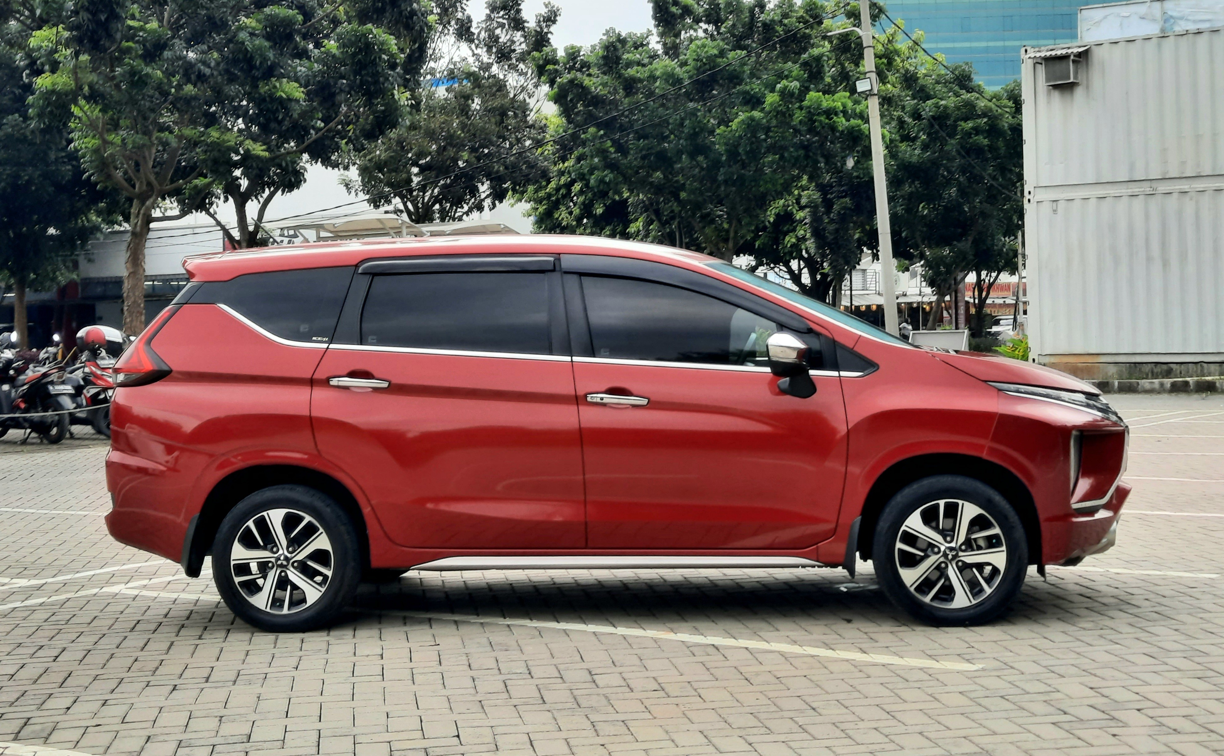 2019 Mitsubishi Xpander  1.5 L ULTIMATE 2019 Mitsubishi Xpander  1.5 L ULTIMATE