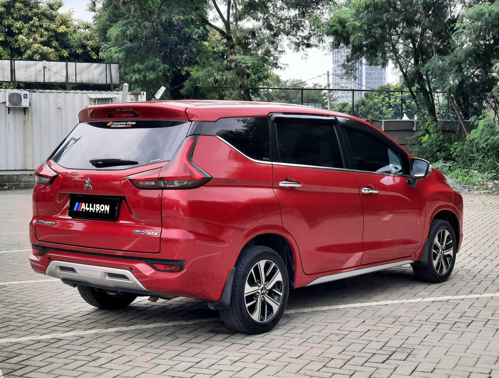 2019 Mitsubishi Xpander  1.5 L ULTIMATE 2019 Mitsubishi Xpander  1.5 L ULTIMATE