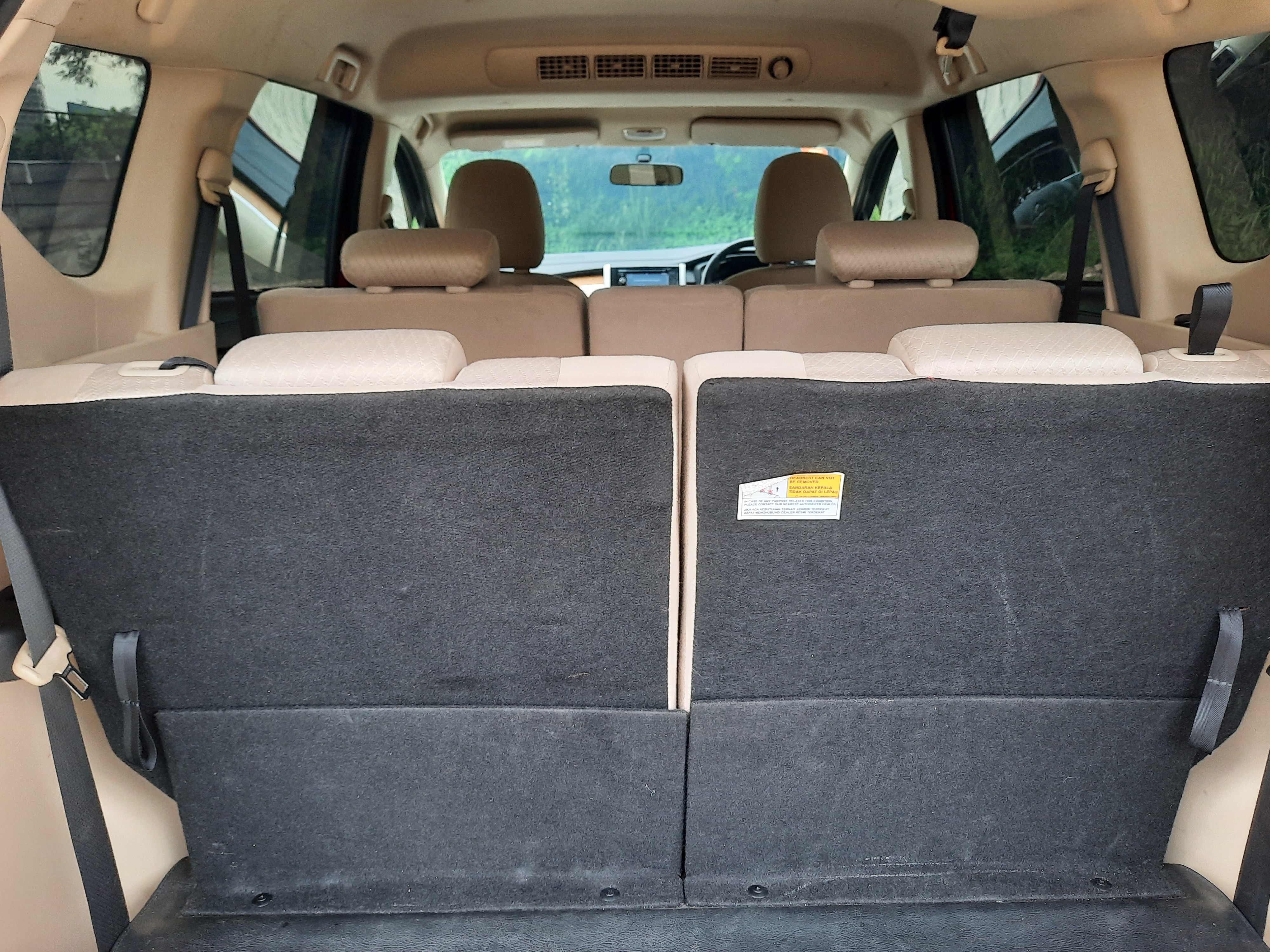 2019 Mitsubishi Xpander  1.5 L ULTIMATE 2019 Mitsubishi Xpander  1.5 L ULTIMATE