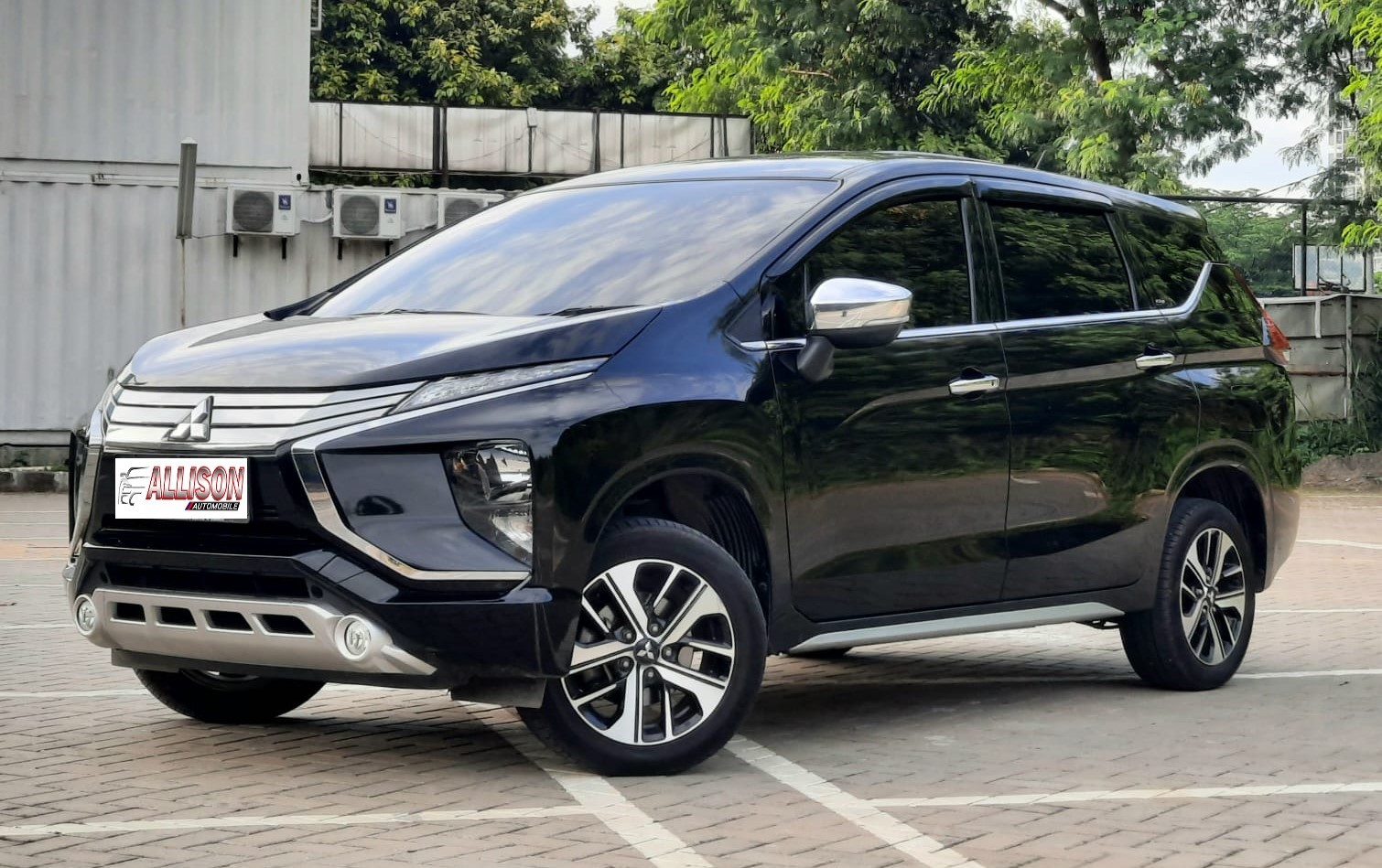 2018 Mitsubishi Xpander  1.5 L ULTIMATE 2018 Mitsubishi Xpander  1.5 L ULTIMATE