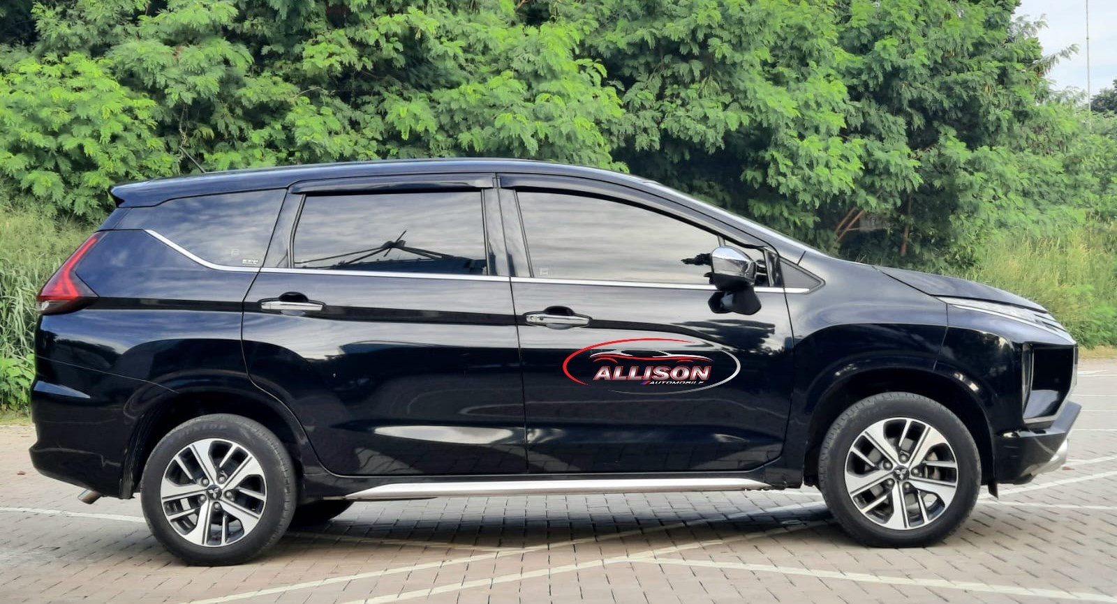2018 Mitsubishi Xpander  1.5 L ULTIMATE 2018 Mitsubishi Xpander  1.5 L ULTIMATE