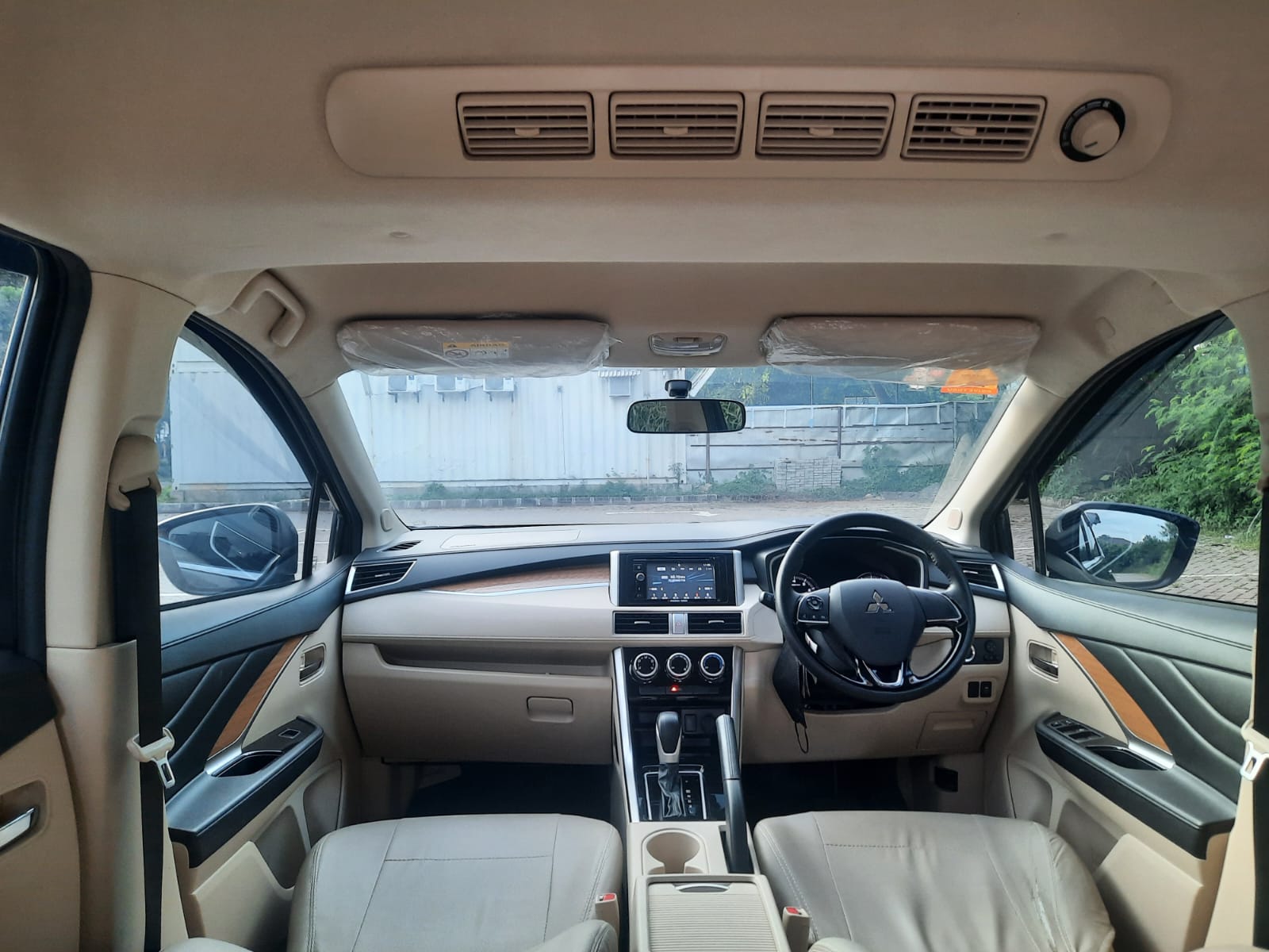 2018 Mitsubishi Xpander  1.5 L ULTIMATE 2018 Mitsubishi Xpander  1.5 L ULTIMATE