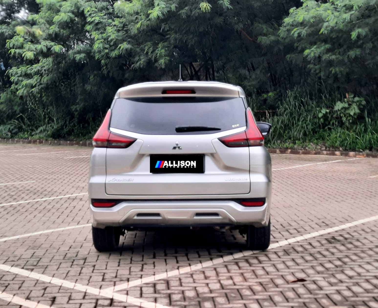 2018 Mitsubishi Xpander  1.5 L ULTIMATE 2018 Mitsubishi Xpander  1.5 L ULTIMATE