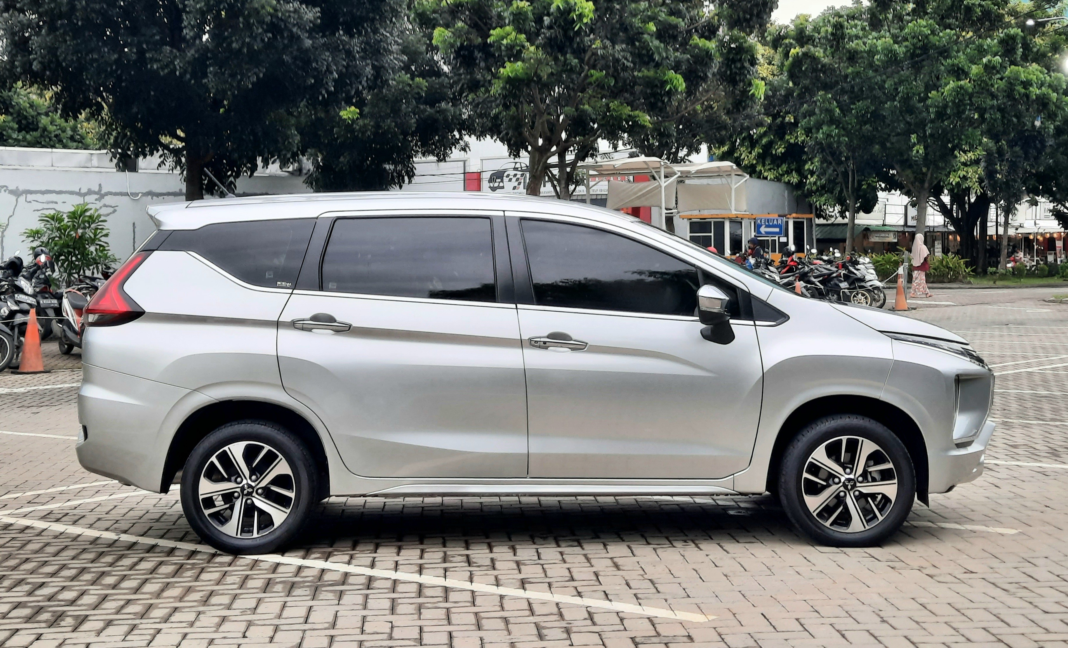 2018 Mitsubishi Xpander  1.5 L ULTIMATE 2018 Mitsubishi Xpander  1.5 L ULTIMATE