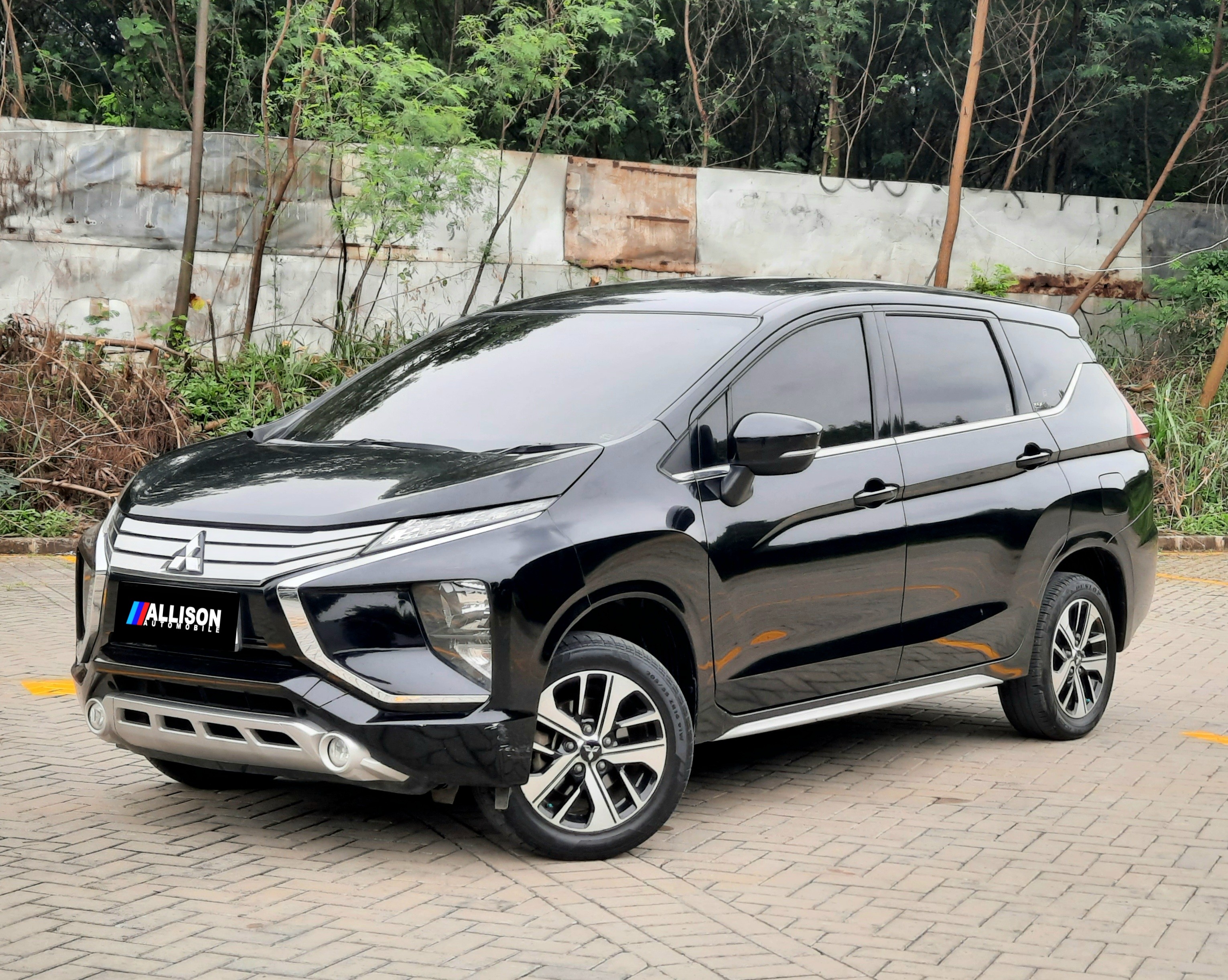 2018 Mitsubishi Xpander  Sport AT 2018 Mitsubishi Xpander  Sport AT