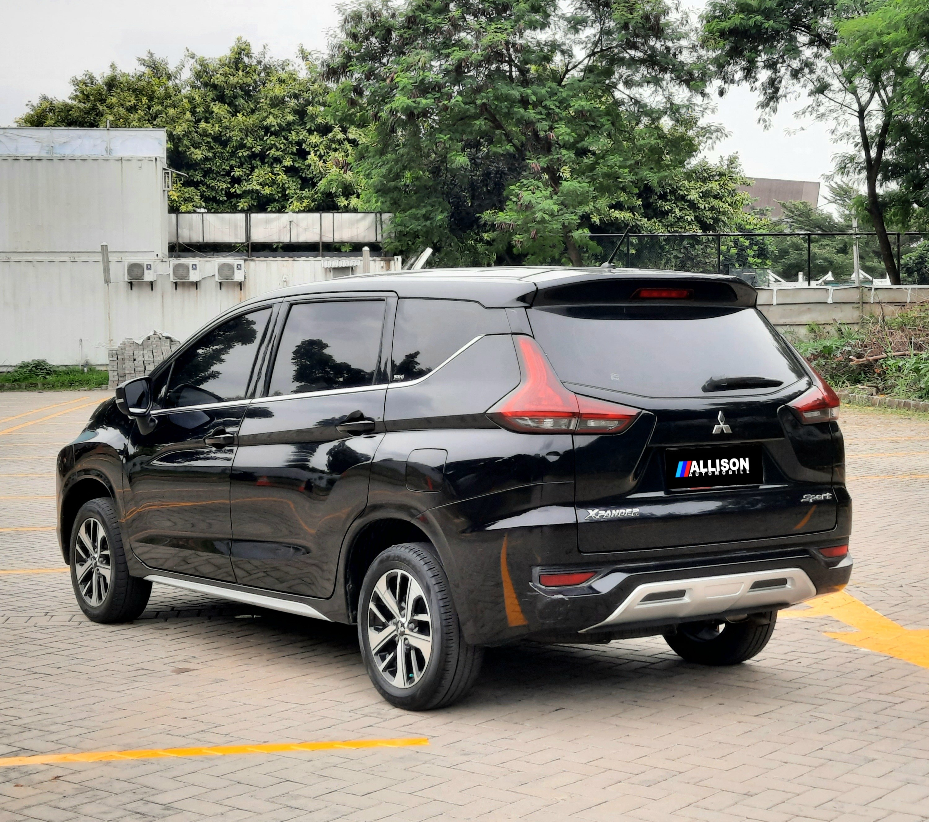 2018 Mitsubishi Xpander  Sport AT 2018 Mitsubishi Xpander  Sport AT